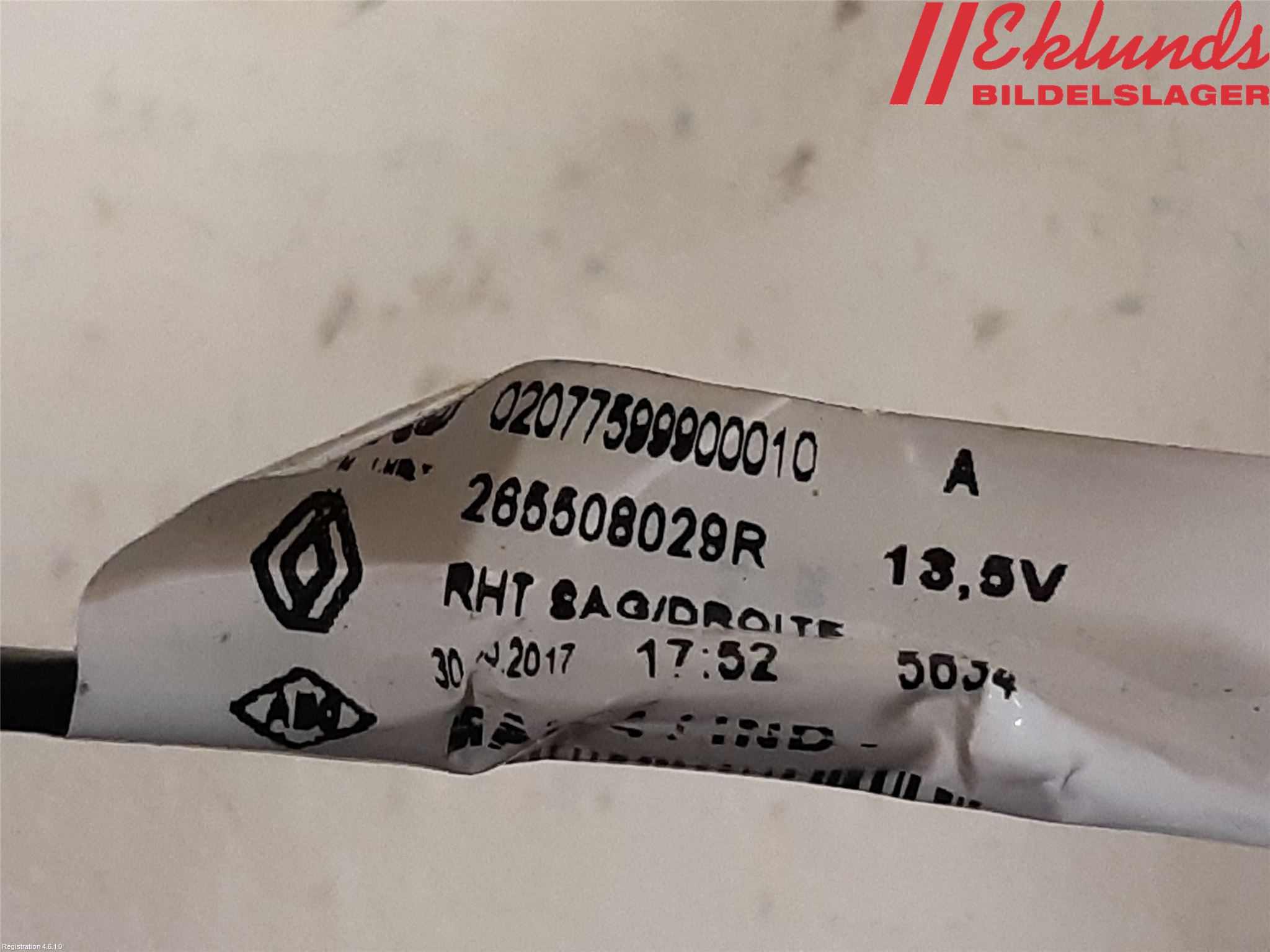 Renault CLIO IV 16-19 Bakljus Lucka Hö