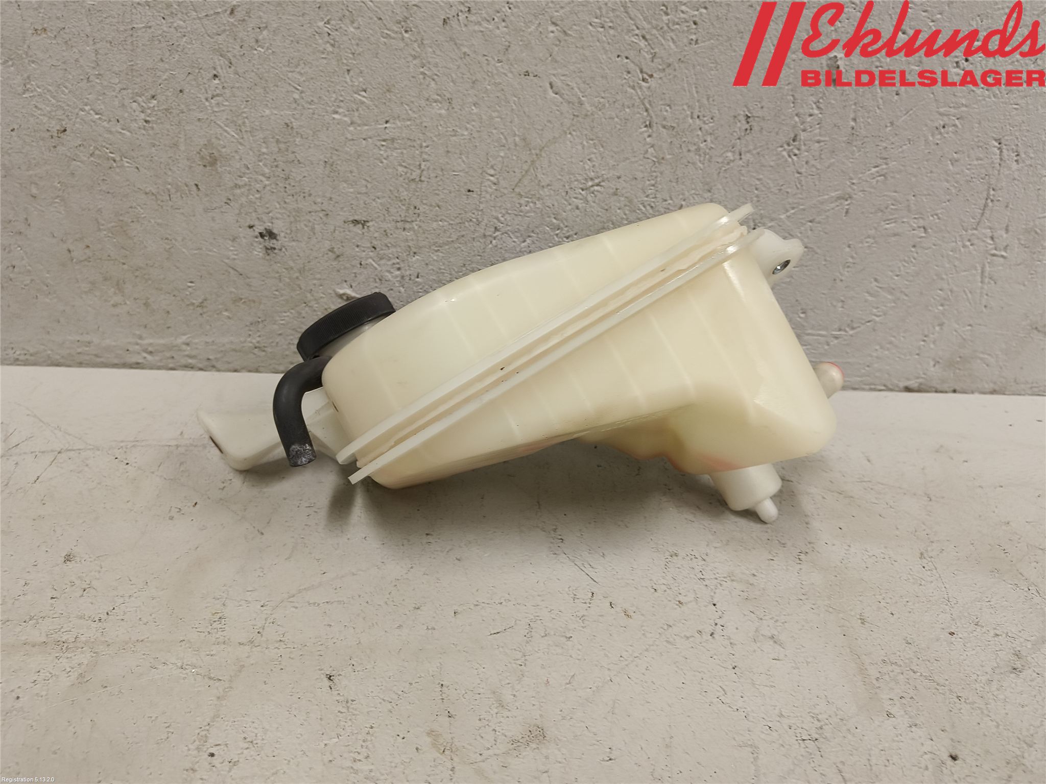 Toyota AVENSIS 09-15 Expansionstank