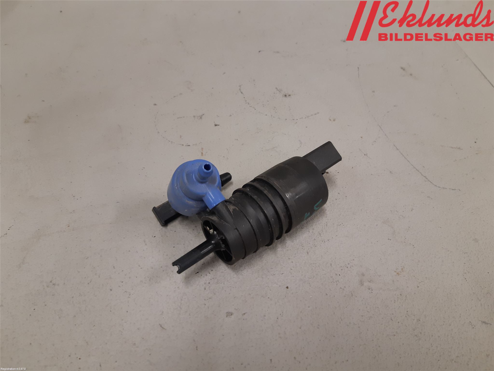Mercedes-Benz MB C-KLASS (W204) 07-15 Spolarpump Vindruta