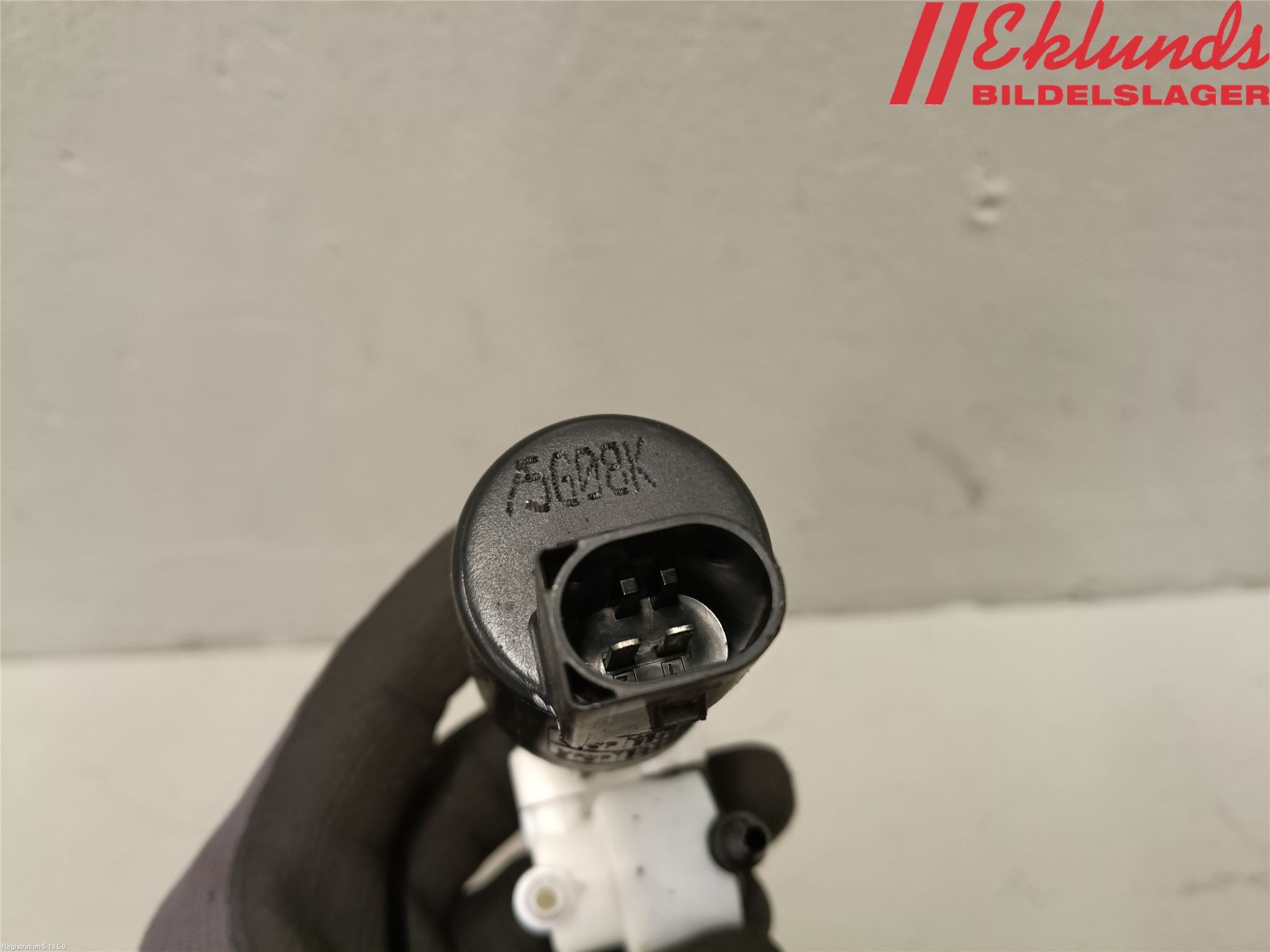 Volvo V60 14-18 Spolarpump Vindruta