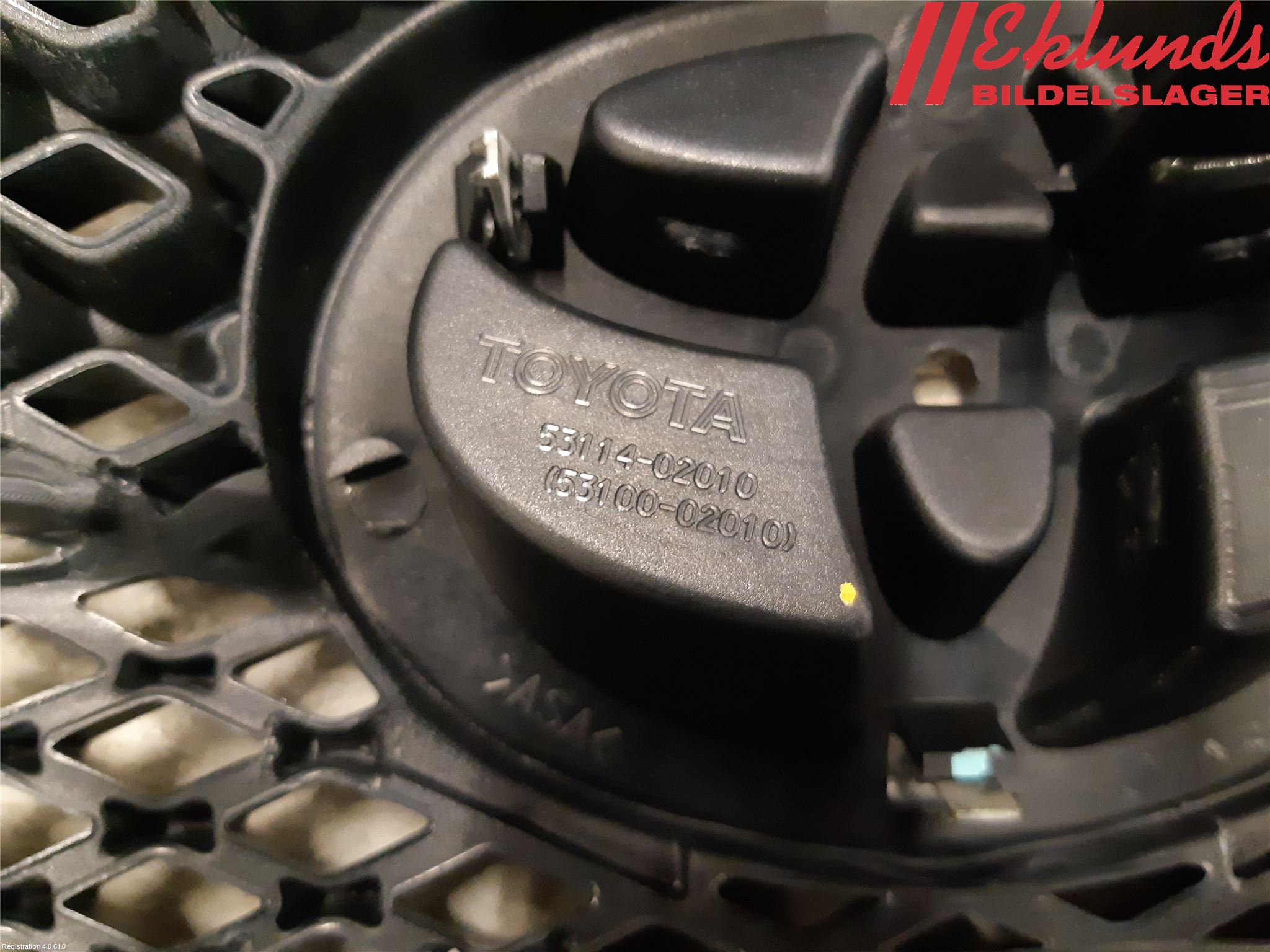 Toyota COROLLA 02-07 Grill Komp