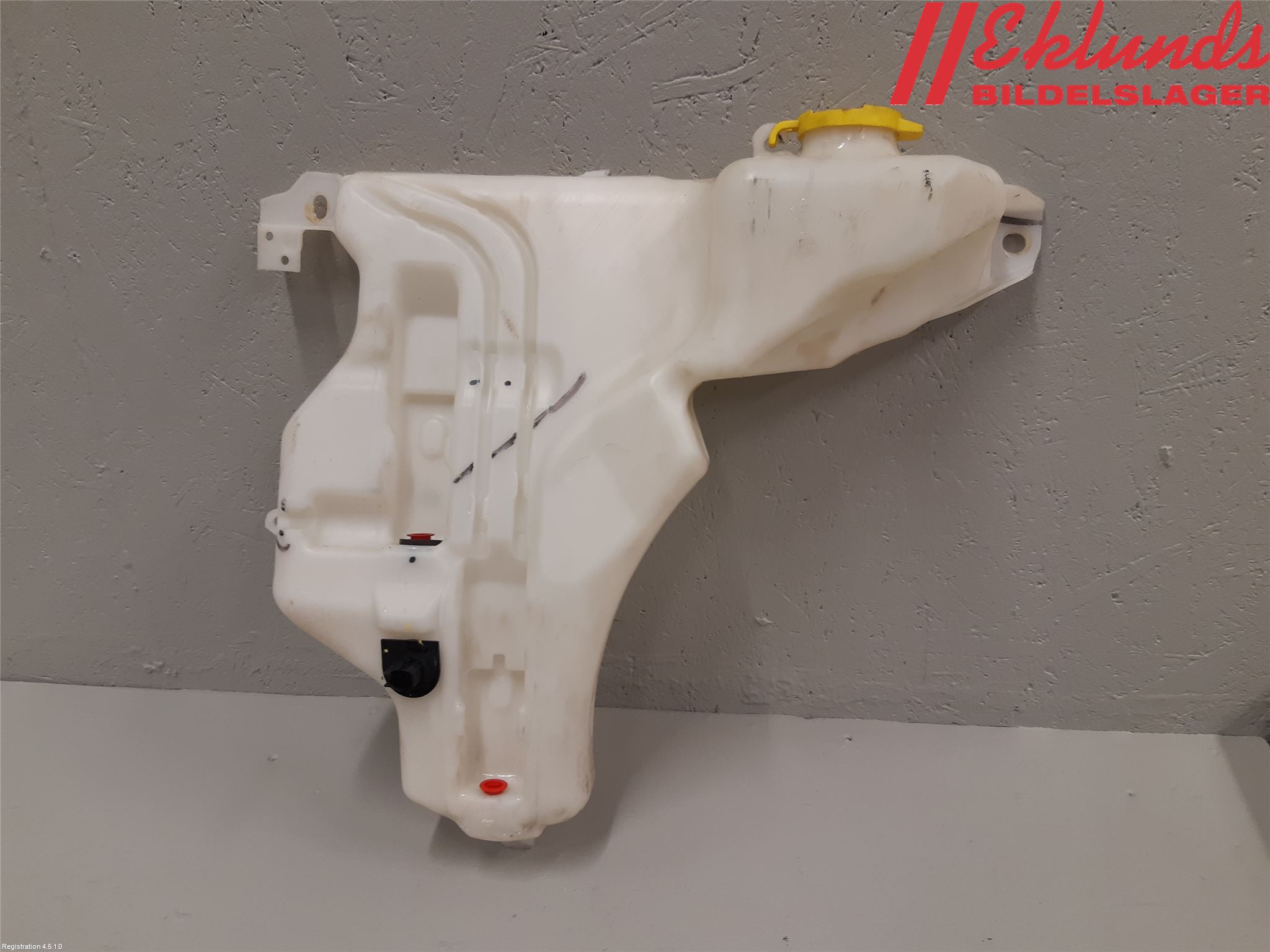 Fiat FREEMONT Spolartank Vindruta-Strål