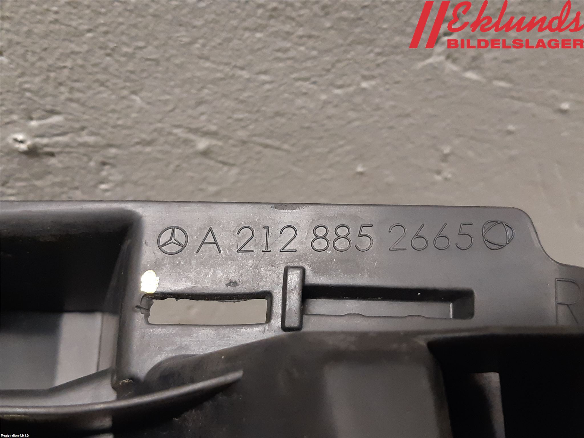 Mercedes-Benz MB E-KLASS (W212) 09-16 Stötfångarfäste Fram Hö