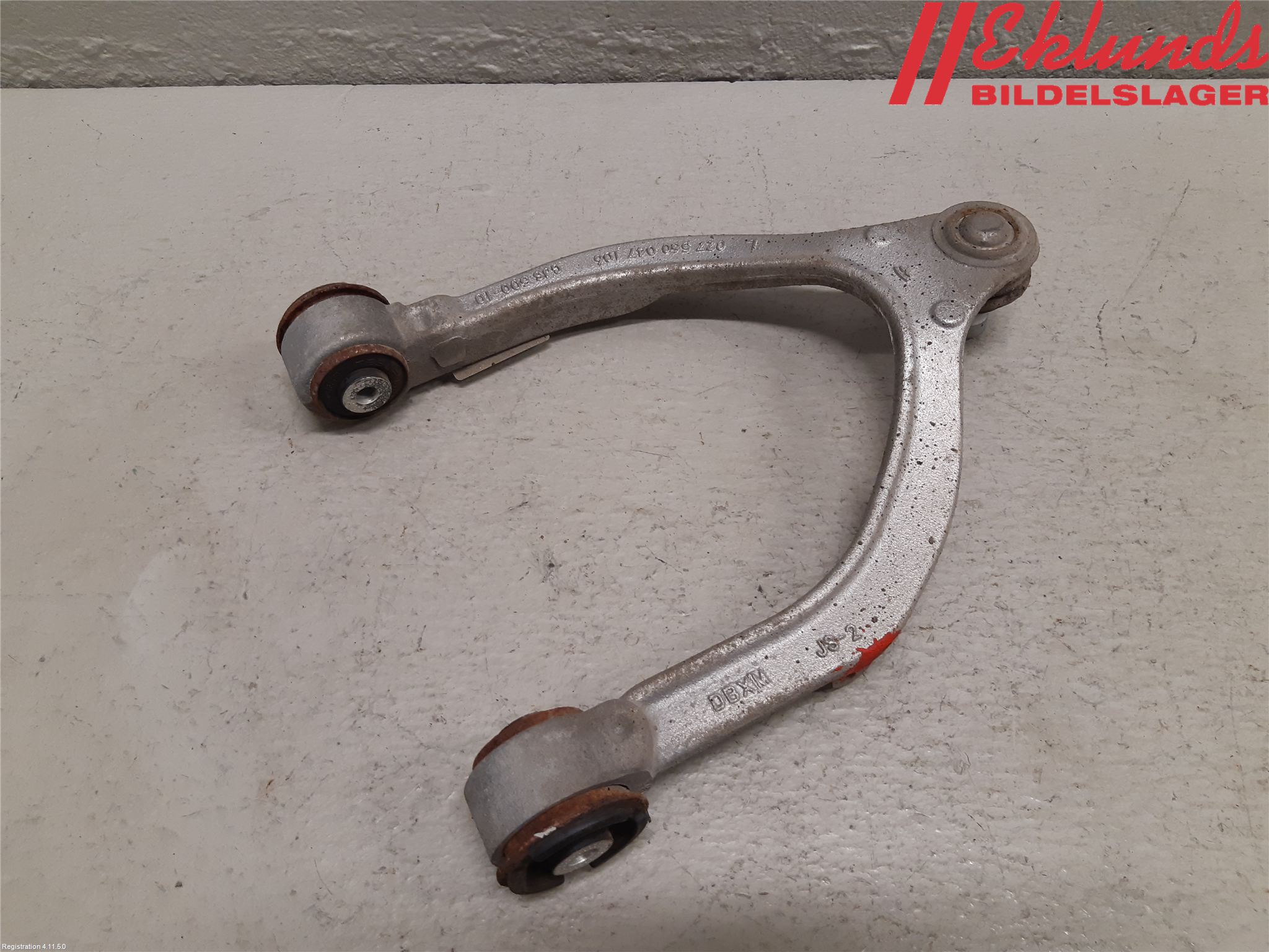 Tesla MODEL Y 21- Bärarm Fram Övre Vä