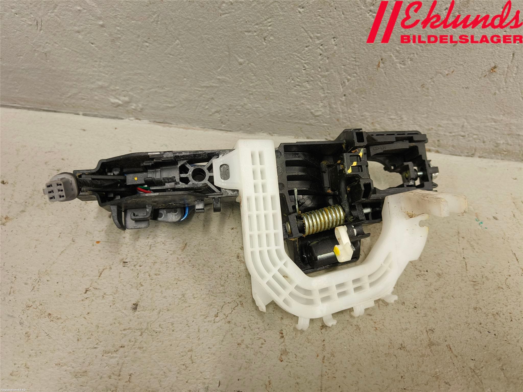 Kia XCEED 19- Dörrhandtag Yttre Vä