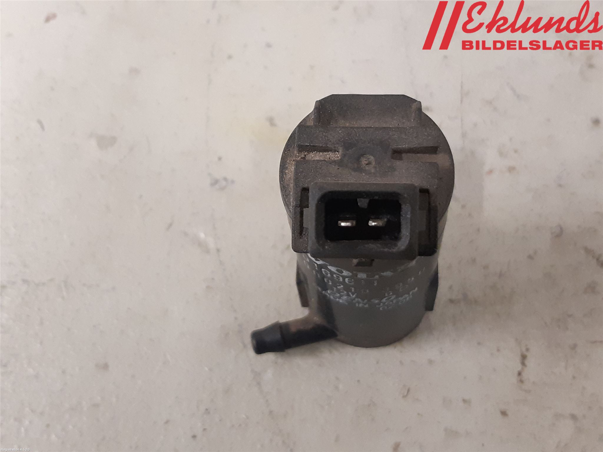 Volvo V70 00-04 Spolarpump Vindruta