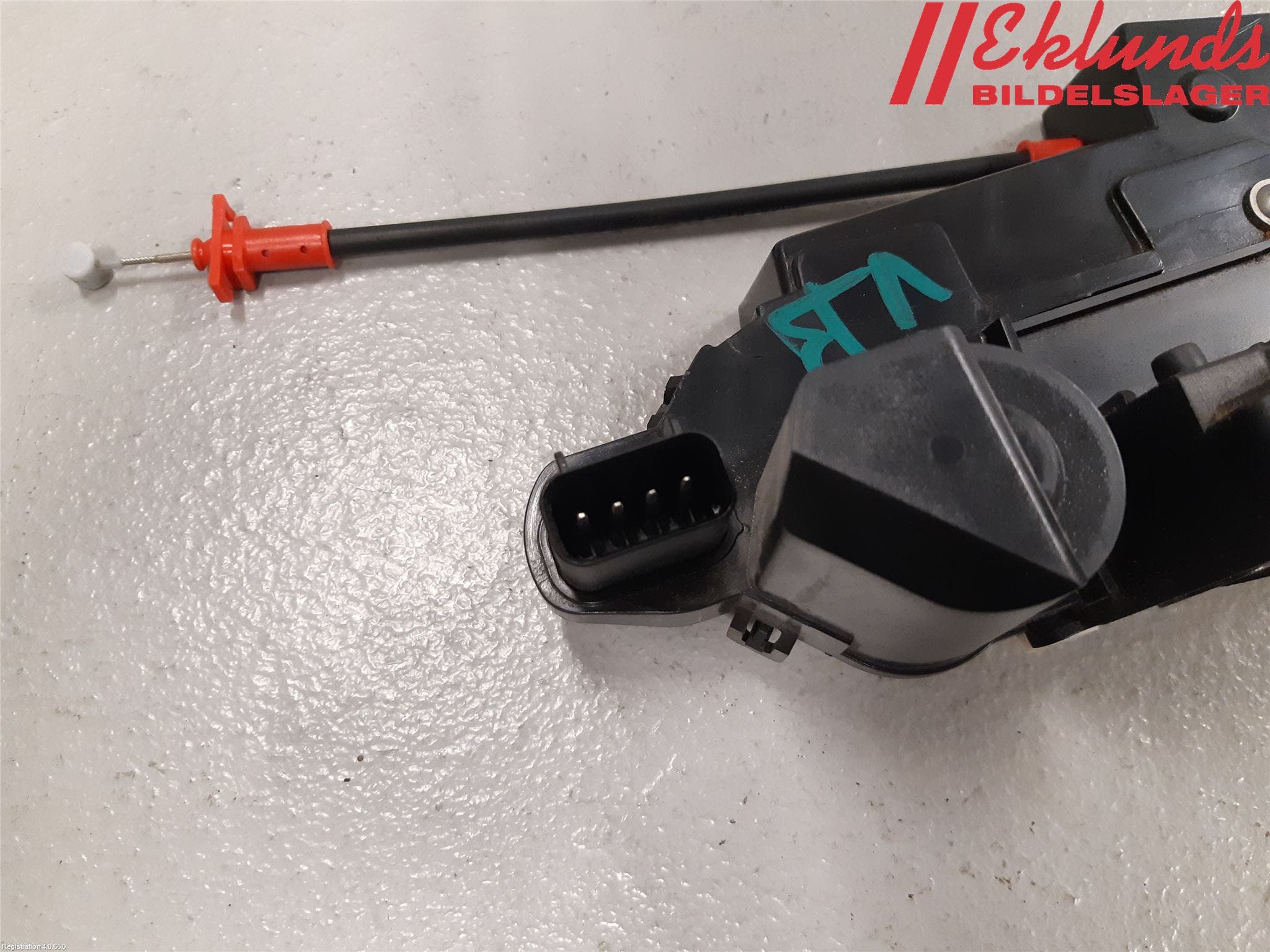 Ford MONDEO 07-15 Låskista-Dörrlås