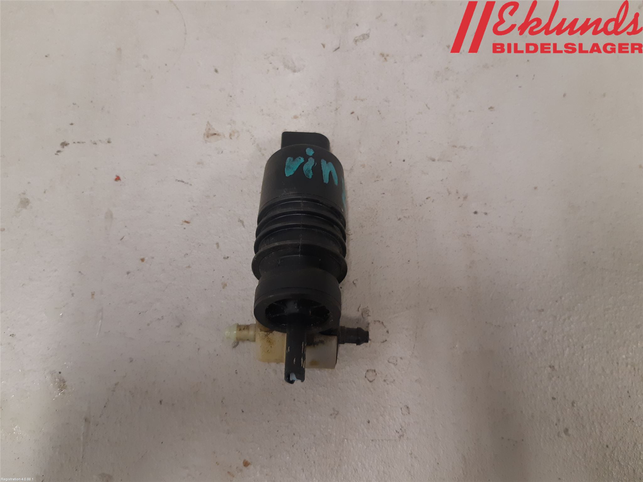 Volkswagen VW PASSAT 11-14 Spolarpump Vindruta