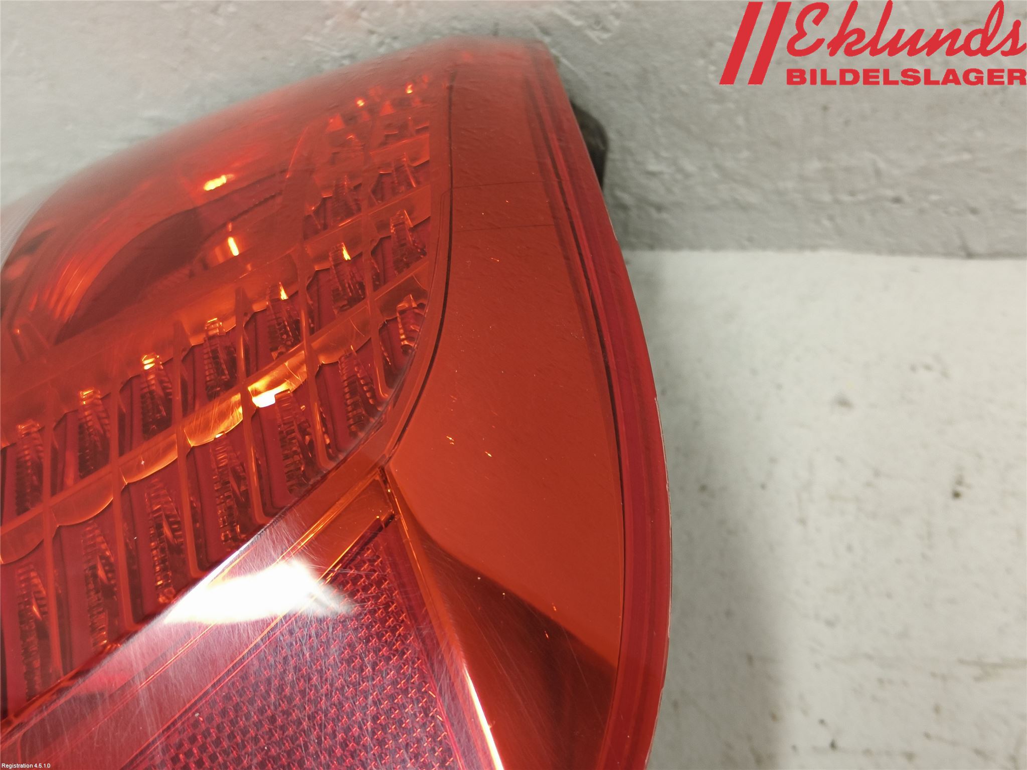 Volkswagen VW PASSAT 11-14 Bakljus Höger