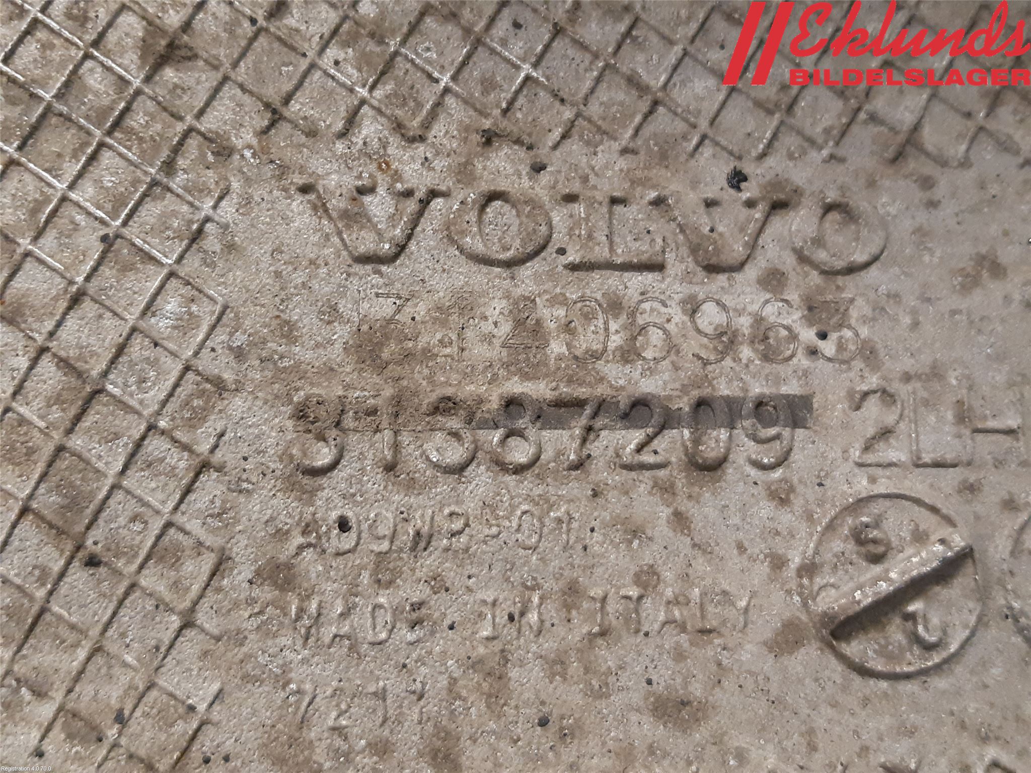 Volvo V90 17->> Bärarm Bak Vänster