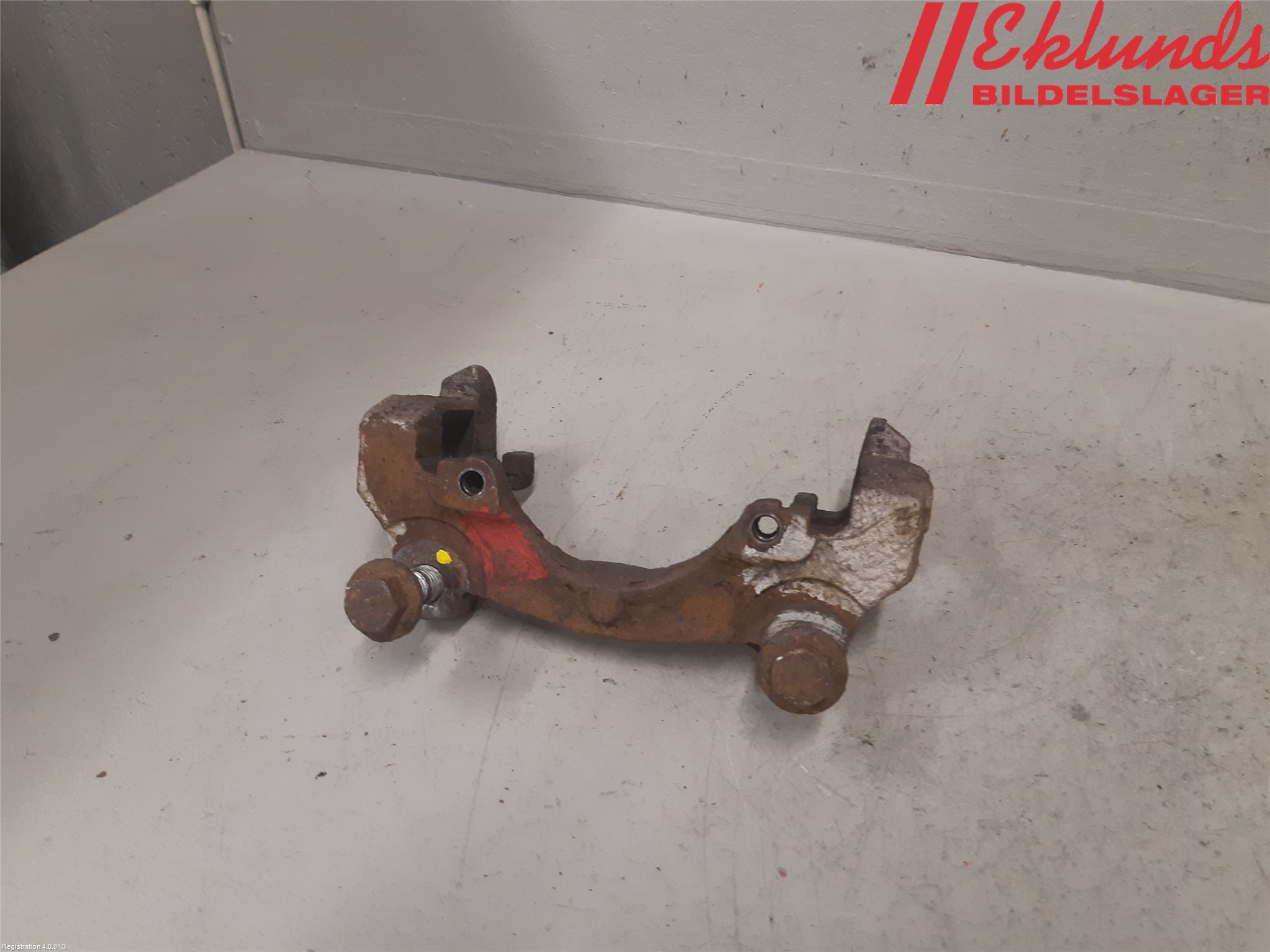 Volvo V70 08-13 Bromsokshållare