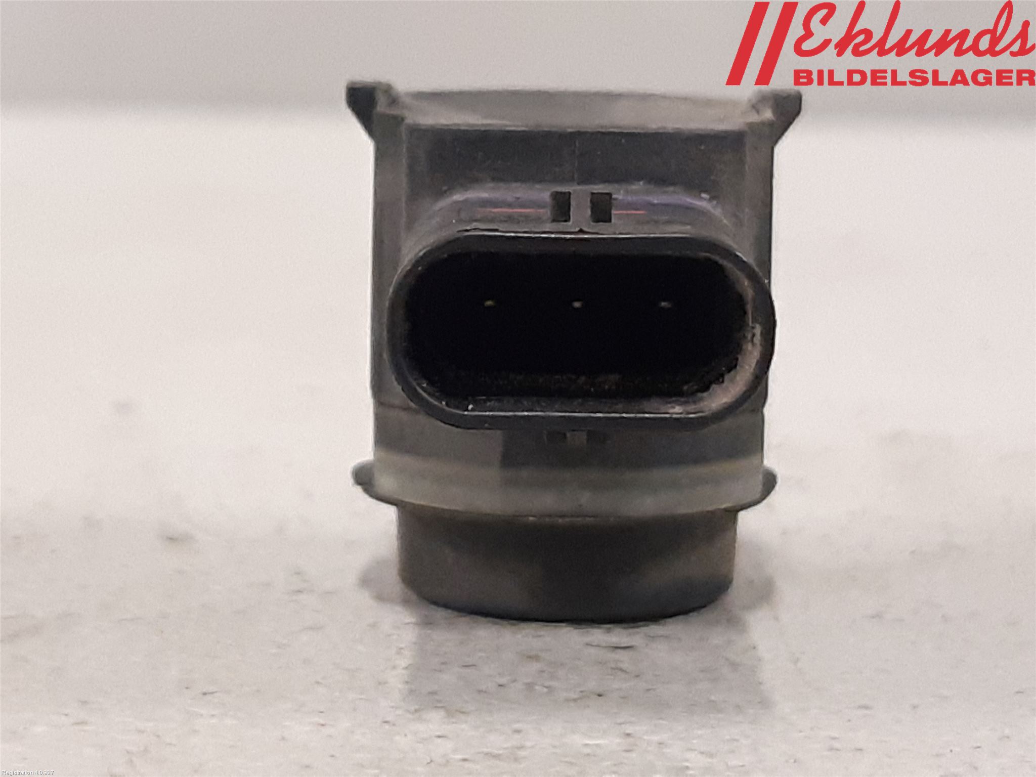 Volvo V60 CROSS COUNTRY 16-18 Parkeringshjälp Frontsensor