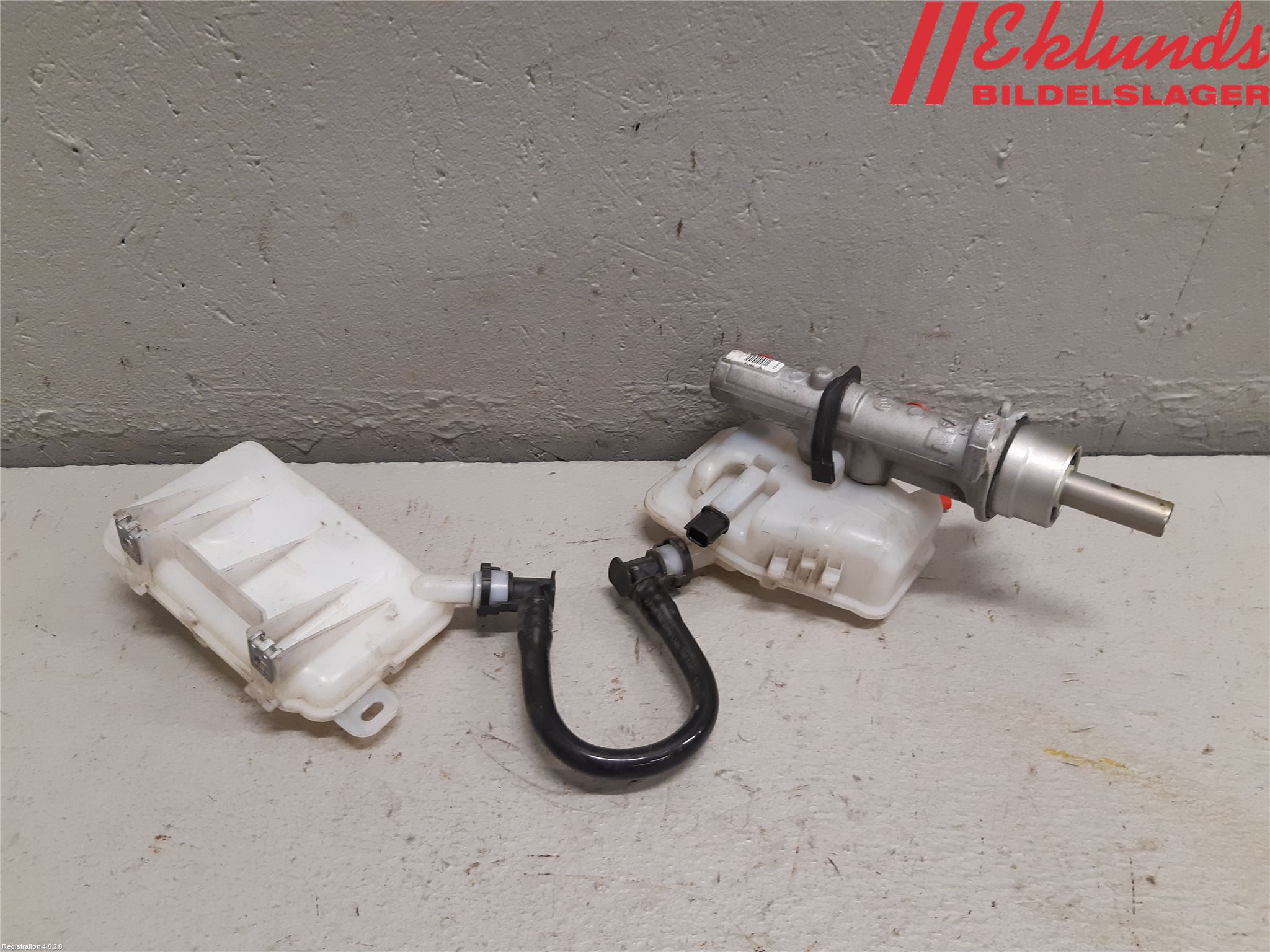 Renault TRAFIC/E-TECH 15- Broms Huvudcylinder