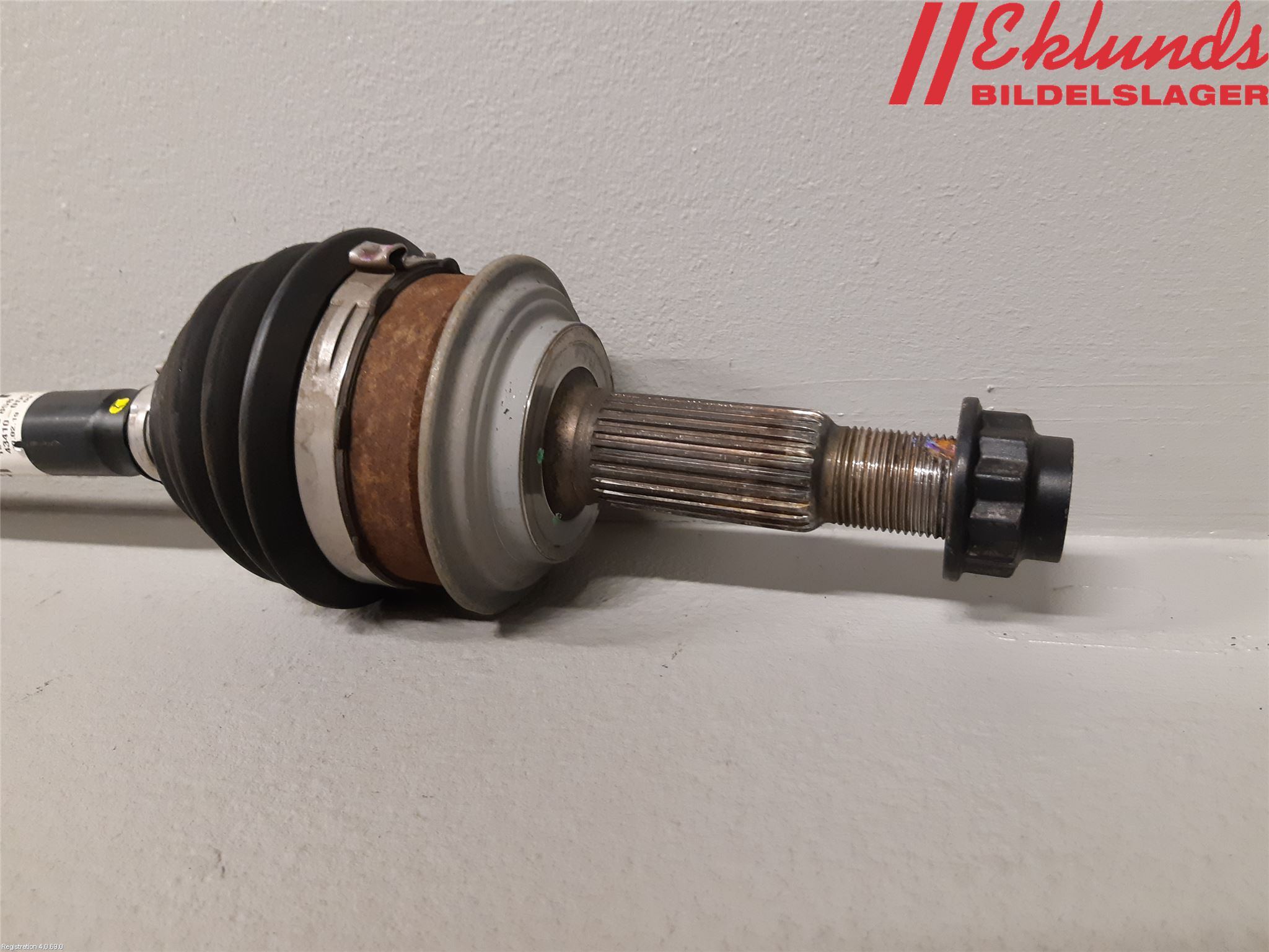 Toyota YARIS XP130 15-20 Drivaxel Fram Höger