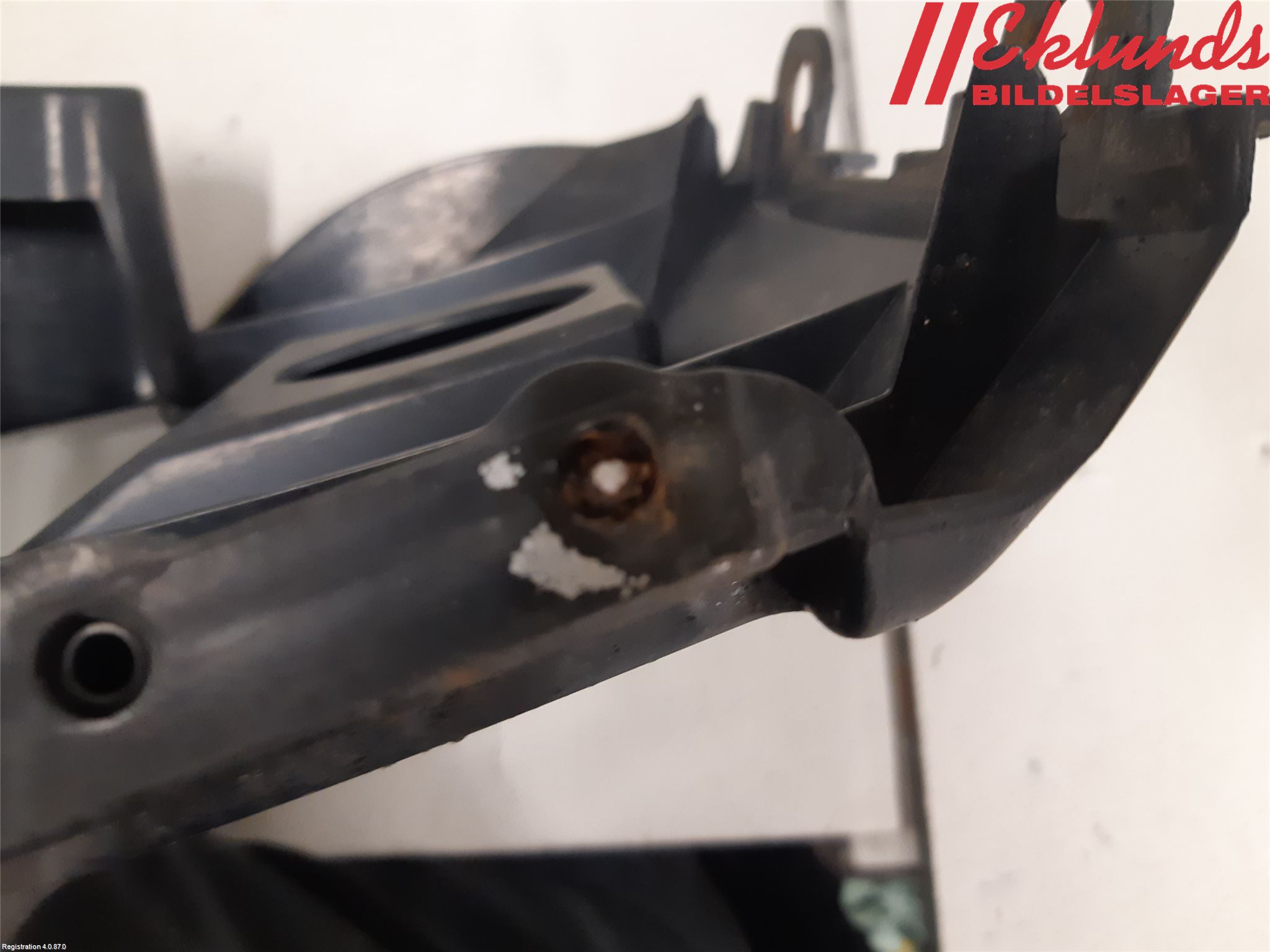 BMW 1 F20/F21 11-19 Stötfångarfäste Bak Hö