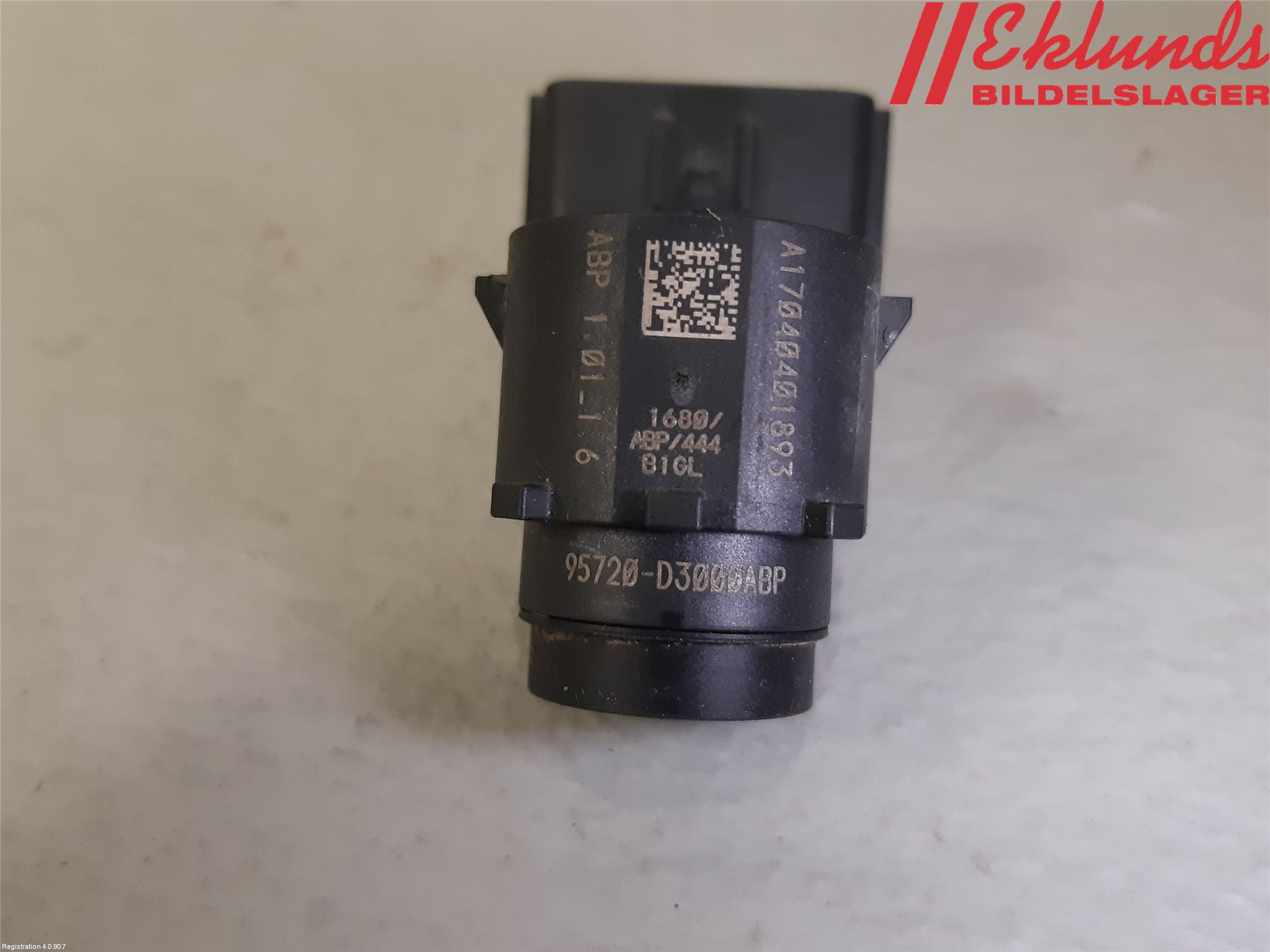 Kia OPTIMA 16-20 Parkeringshjälp Frontsensor