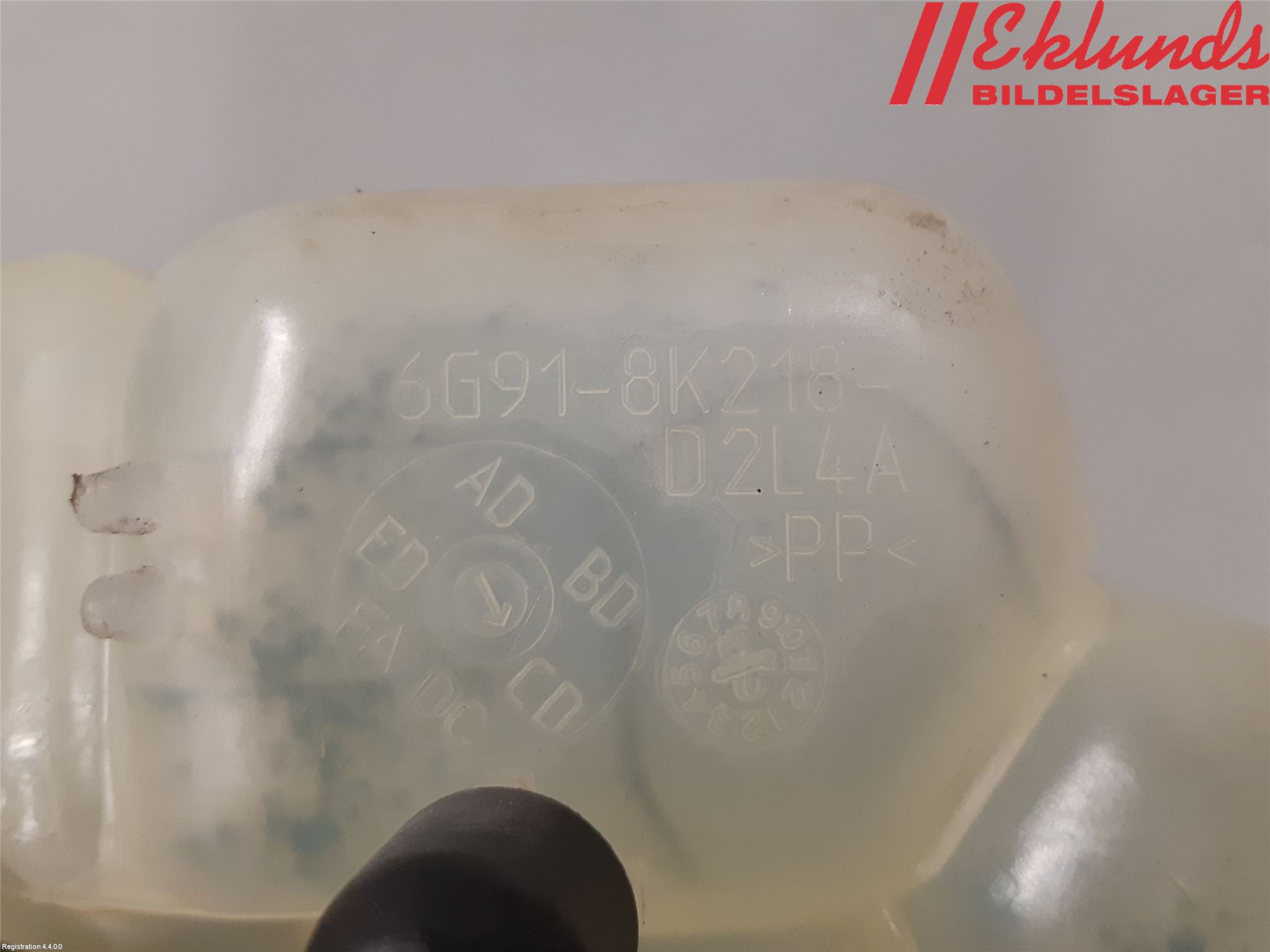 Volvo V70 08-13 Expansionstank