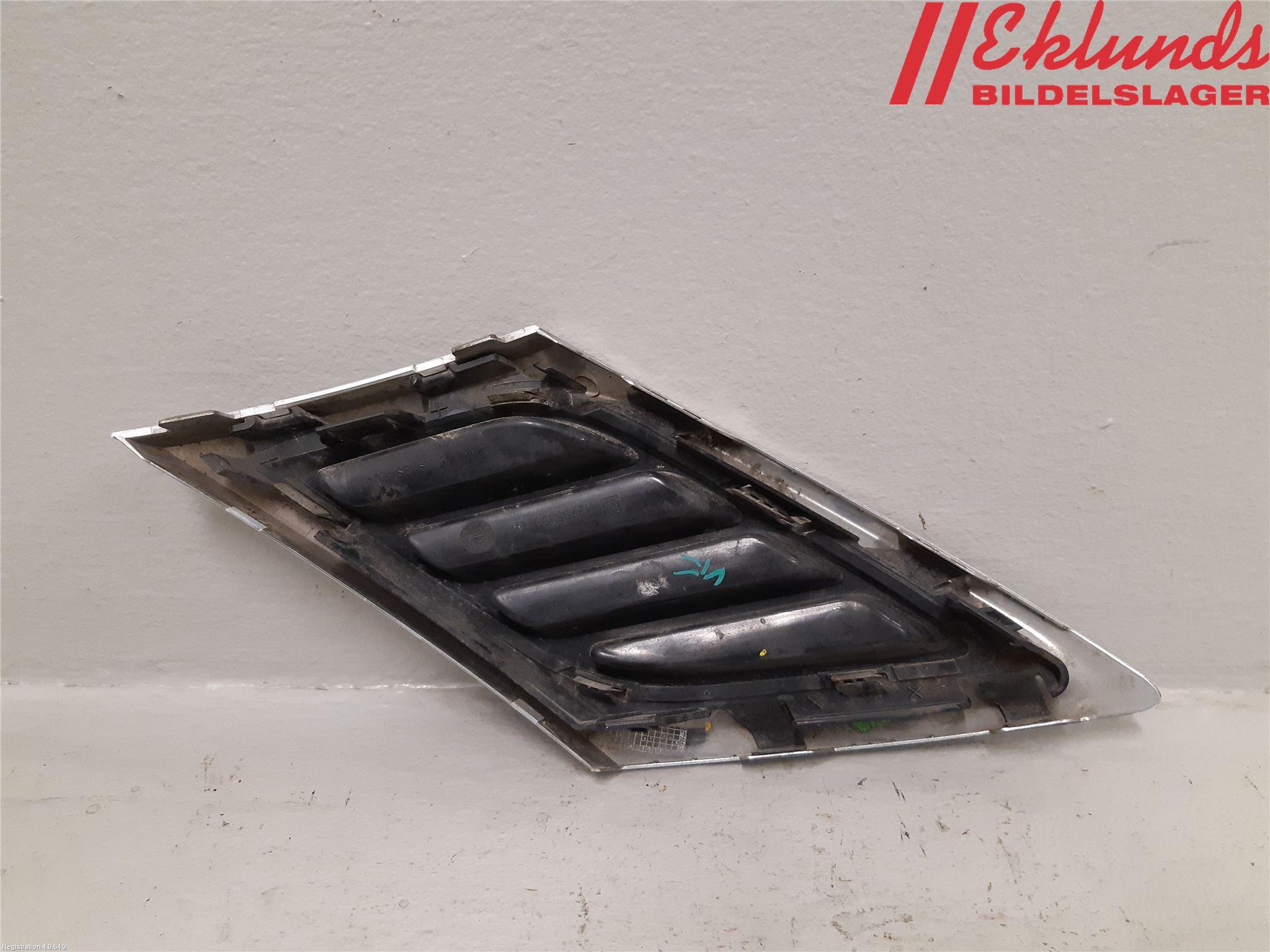 Saab 9-3 VER2/VER3 08-15 Grilldel Vänster