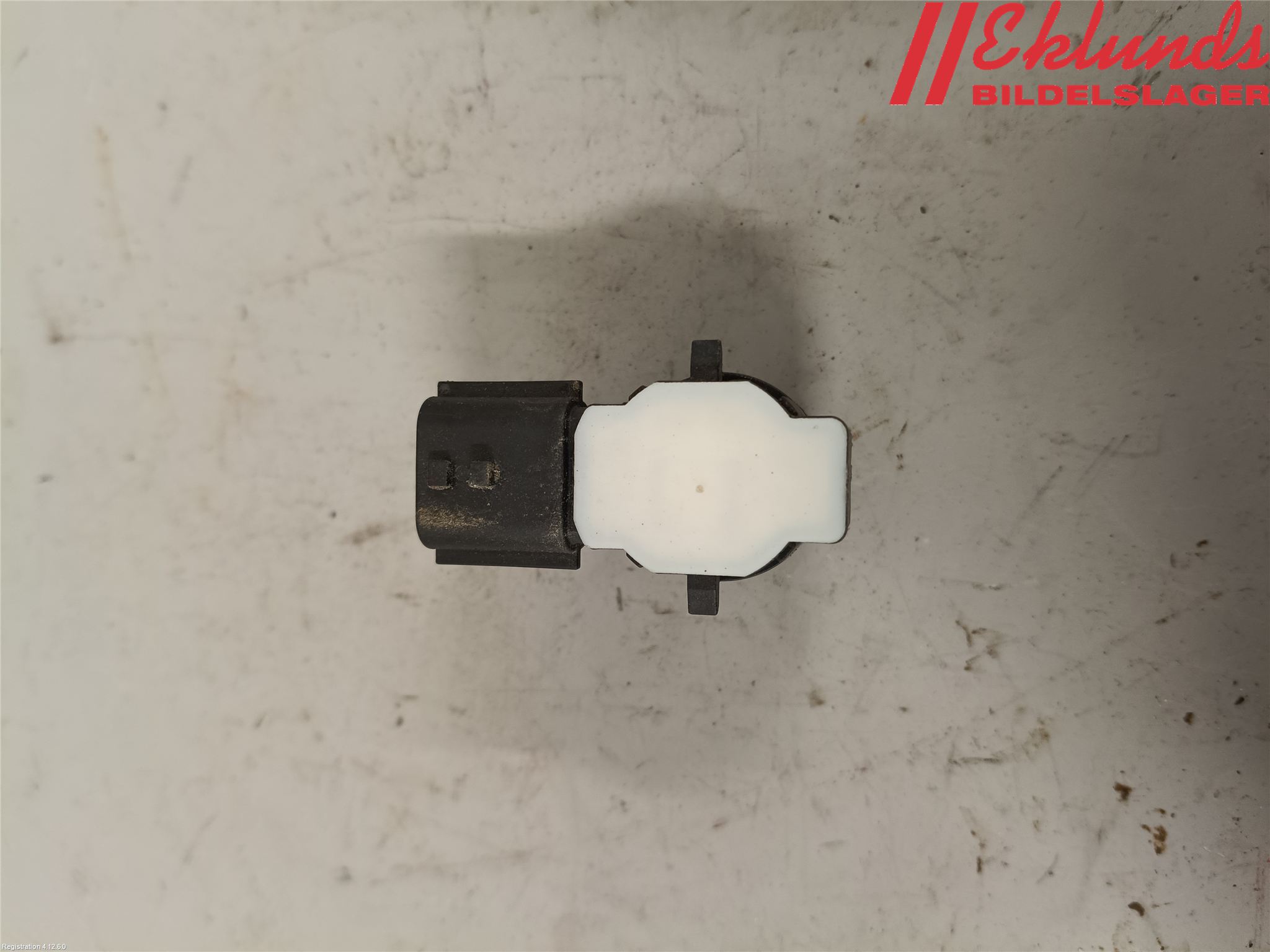 Renault CLIO IV 16-19 Parkeringshjälp Backsensor