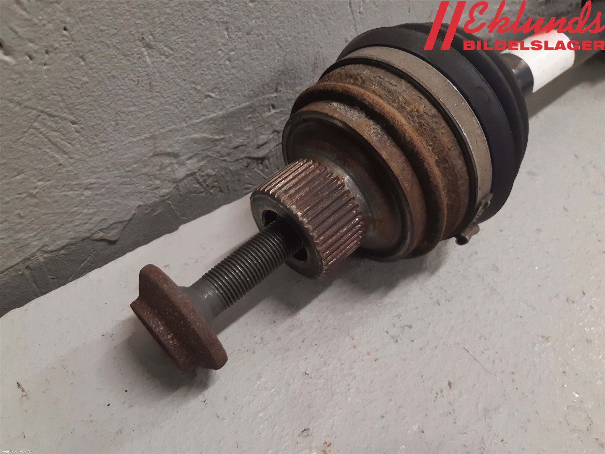 Audi A5 07-16 Drivaxel Fram Vänster