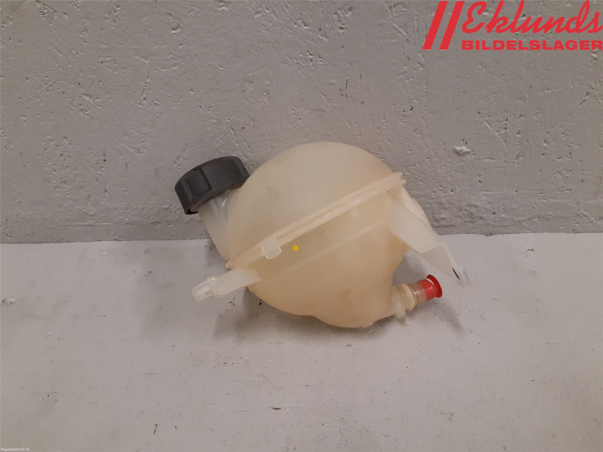 Citroen DS 4 CROSSBACK 16-18 Expansionstank
