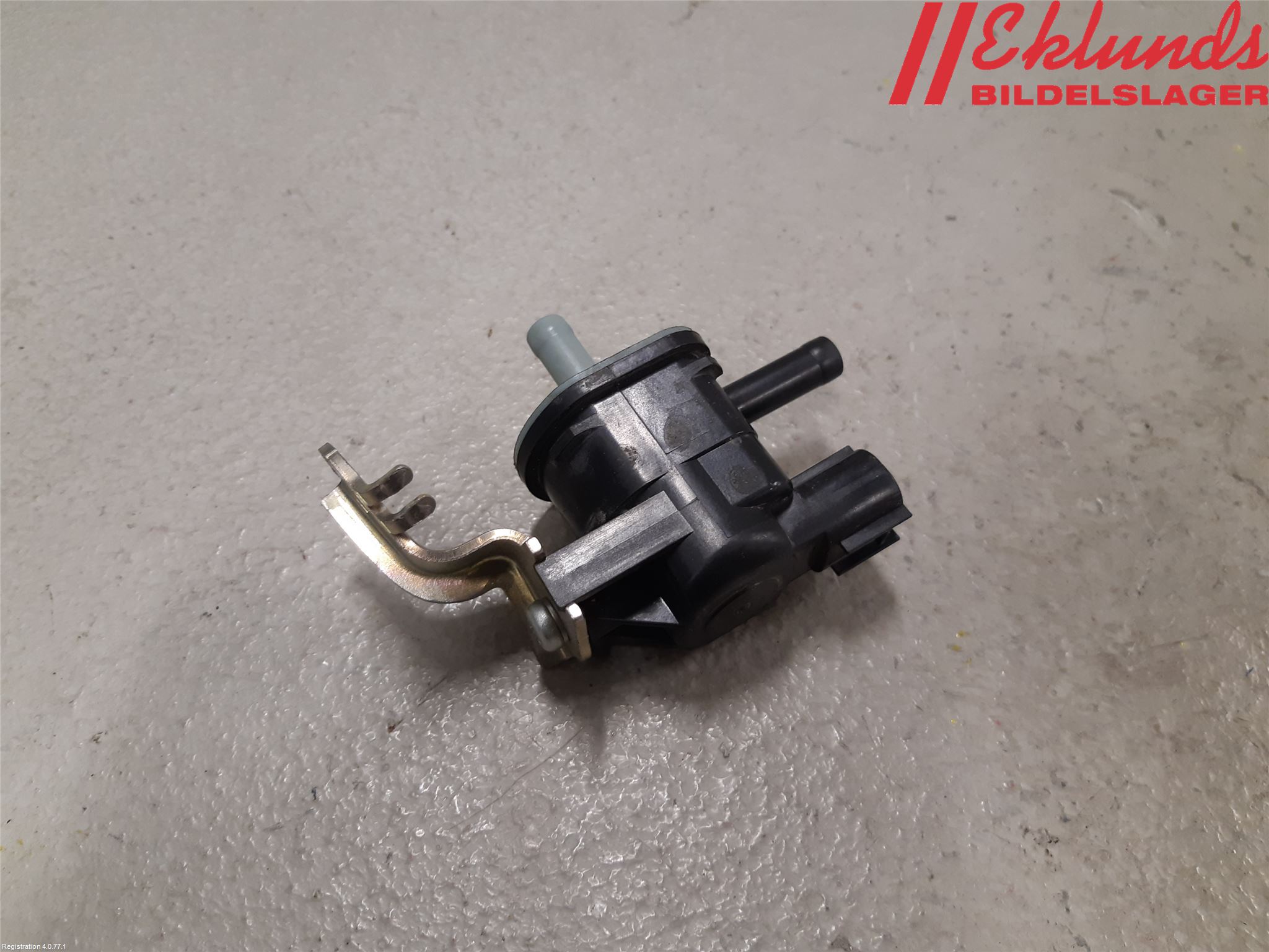 Toyota RAV4 19- Vakuumventil