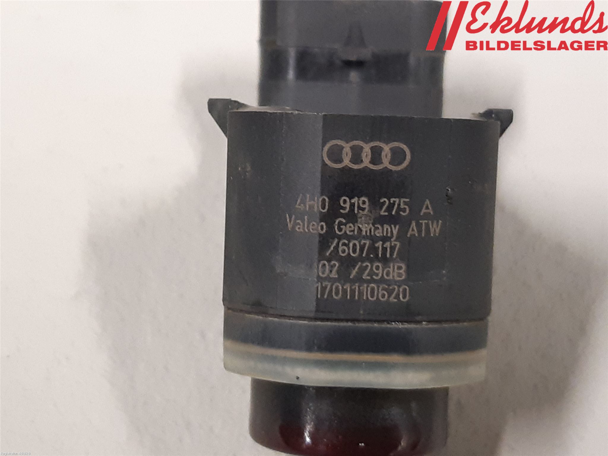 Skoda SUPERB 09-15 Parkeringshjälp Frontsensor