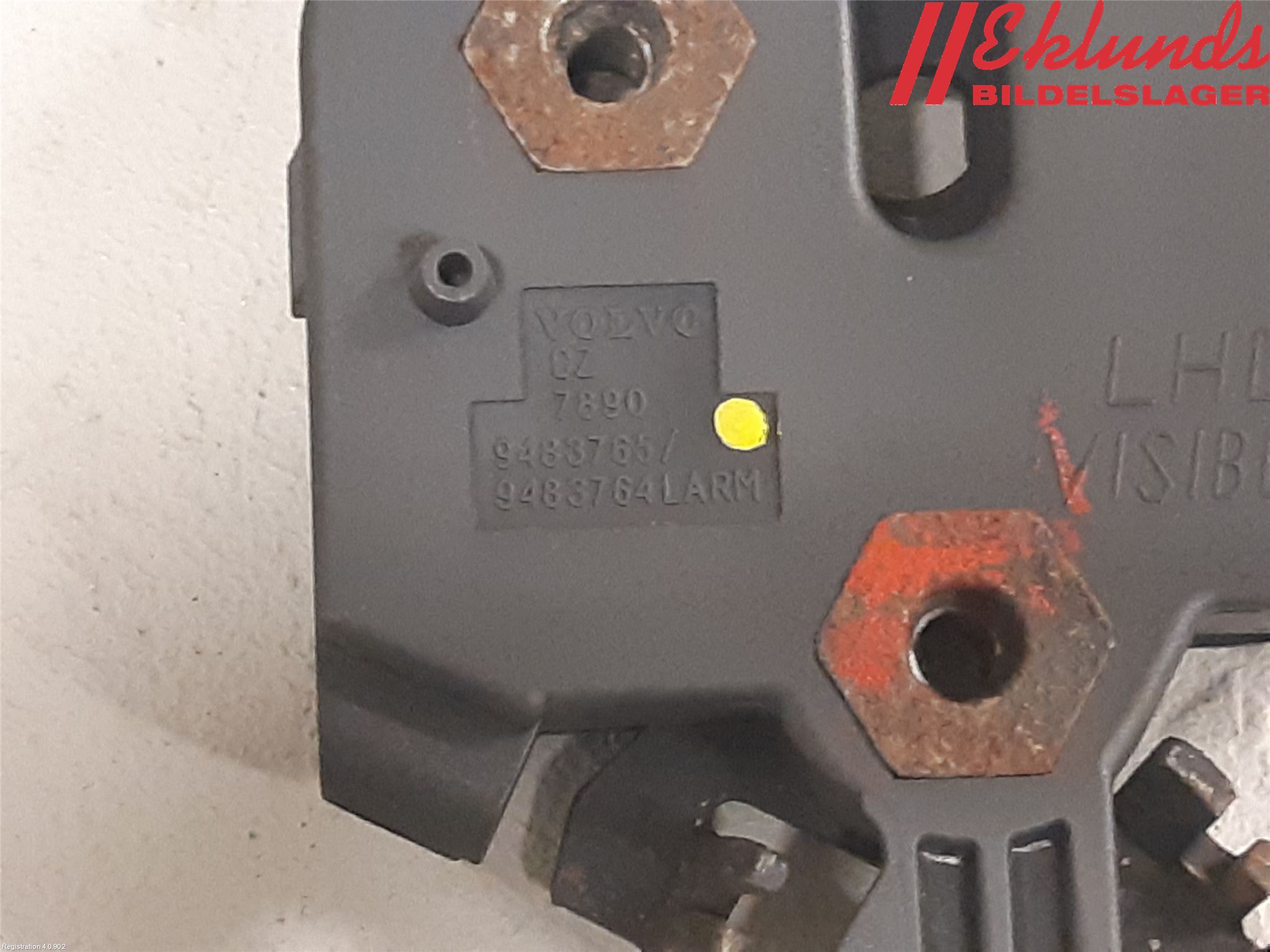 Volvo S60 01-04 Huvlås