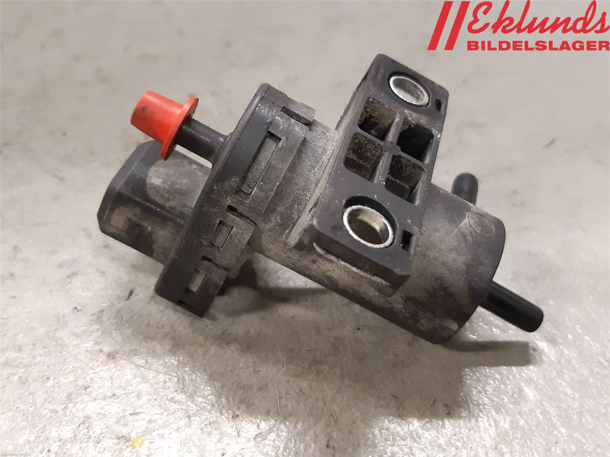 Renault TRAFIC   02-14 Vakuumventil