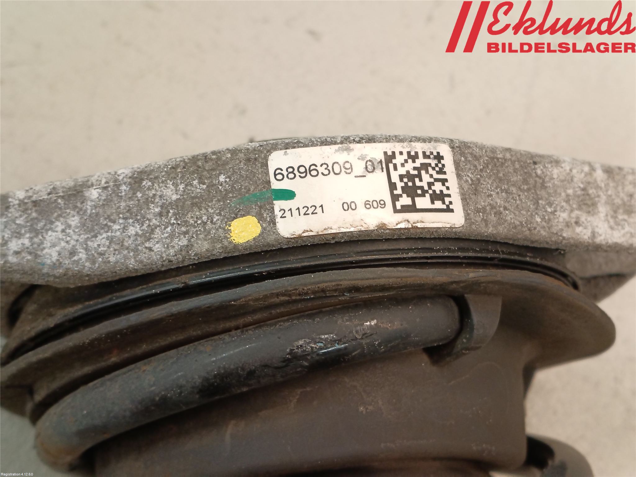 BMW i3 I01 13-22 Fjäderben Fram Vänster