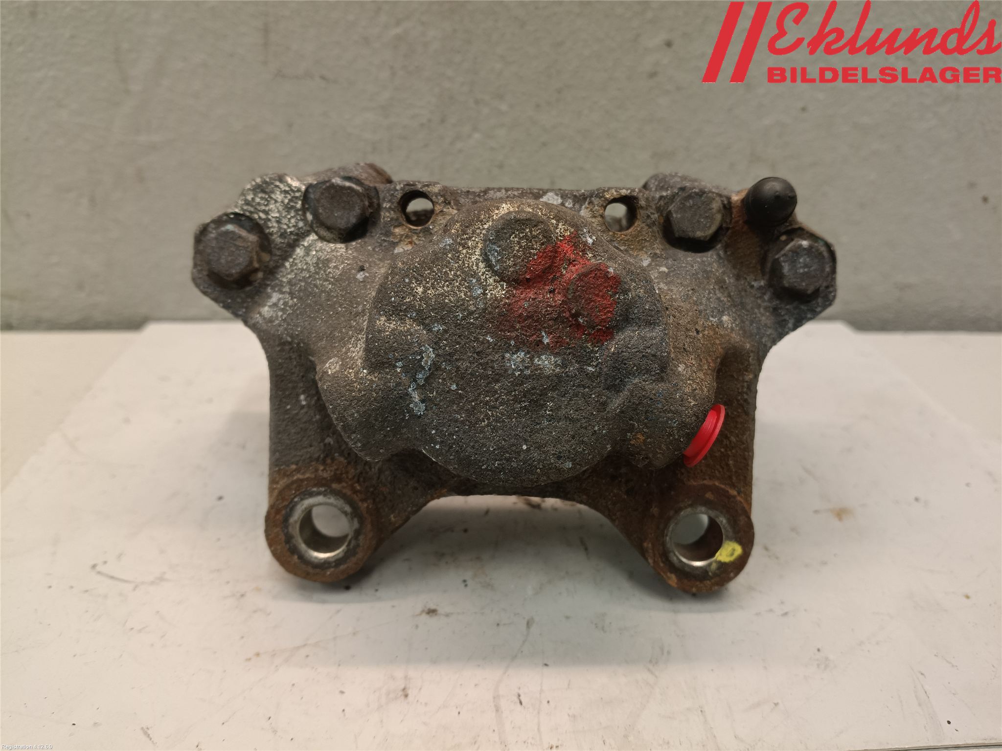 Volvo 940 91-98 Bromsok Bak Vänster