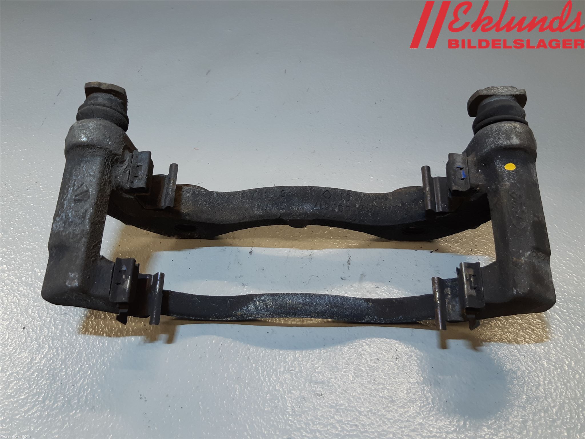 Ford TRANSIT SKÅP/BUSS 14-22 Bromsokshållare