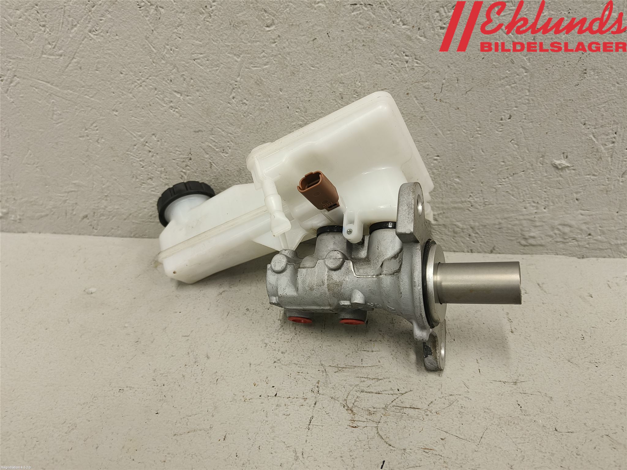 Peugeot 2008/E-2008 20- Broms Huvudcylinder