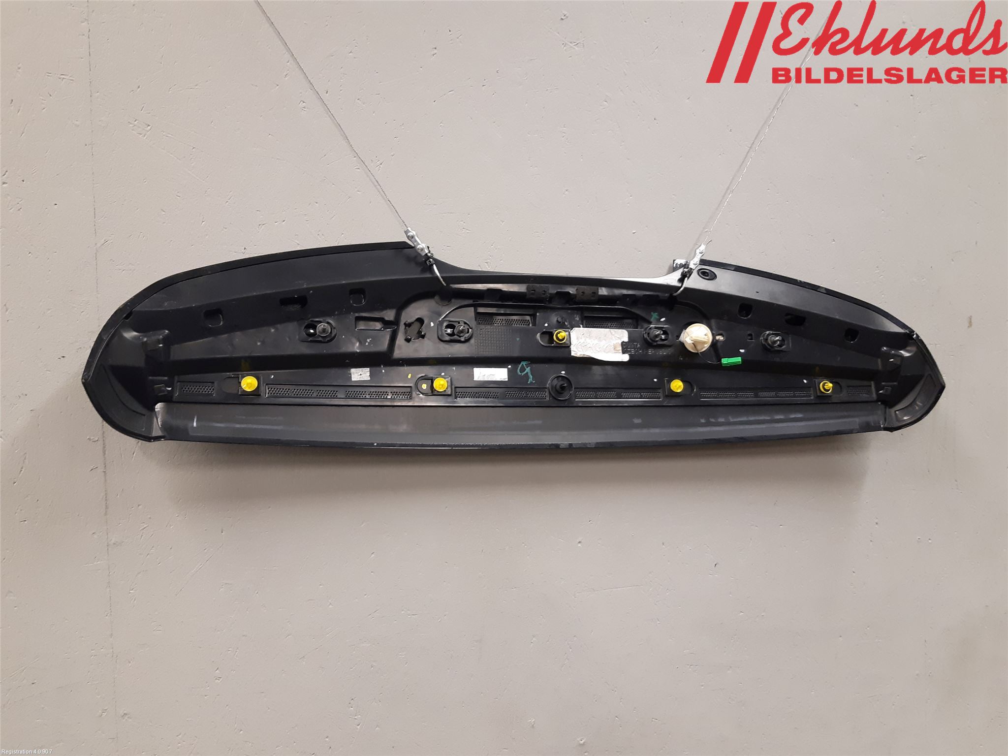 Volvo V60 CROSS COUNTRY 16-18 Spoiler Baklucka