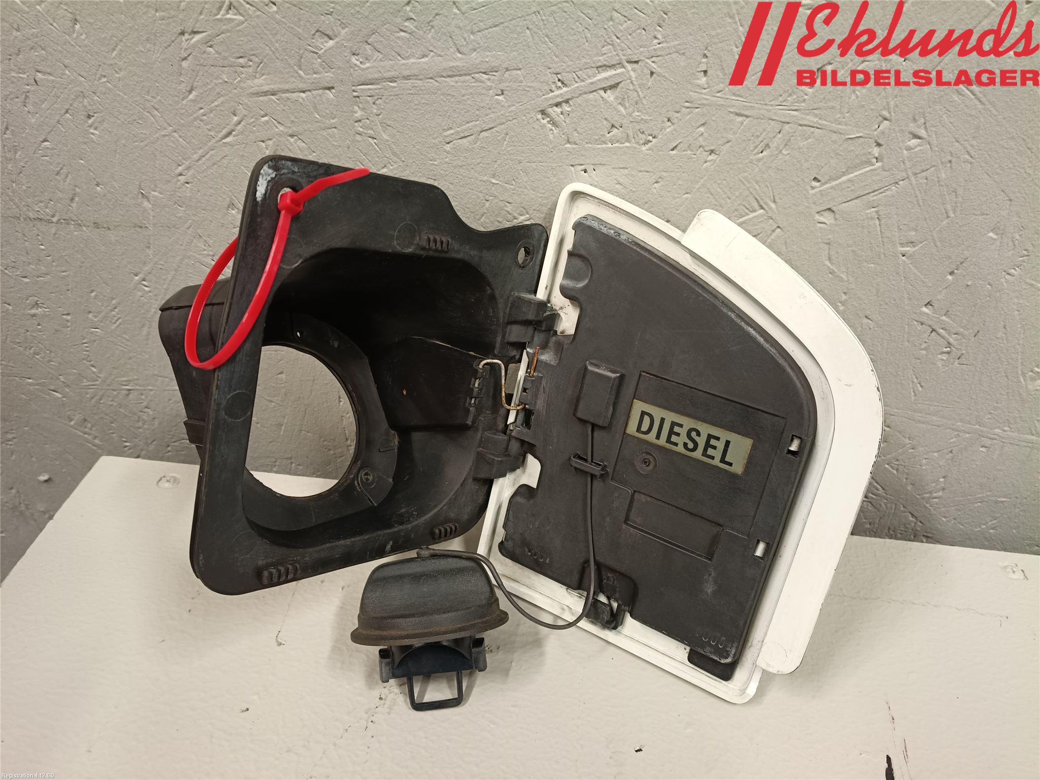 Renault MASTER III 15-20 Tanklucka