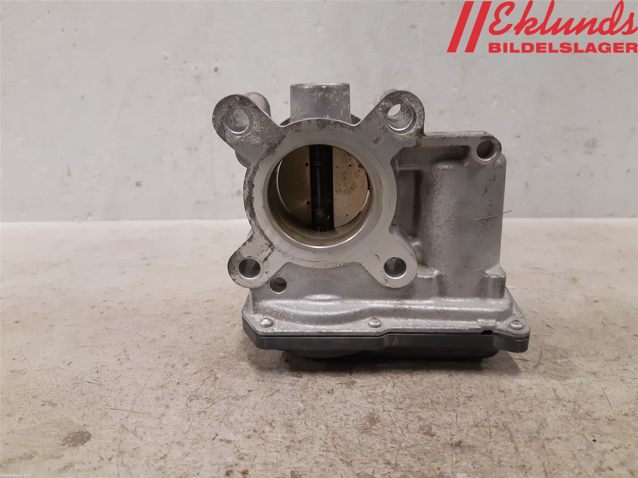 Nissan PULSAR Injspjällhus