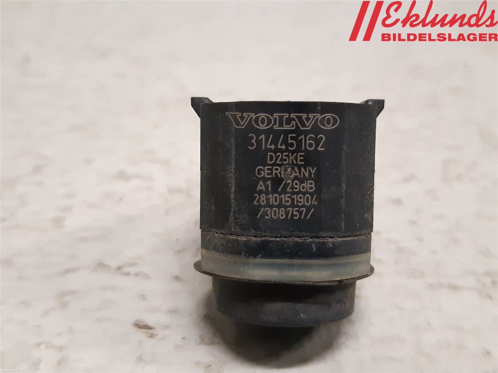 Volvo V60 14-18 Parkeringshjälp Frontsensor