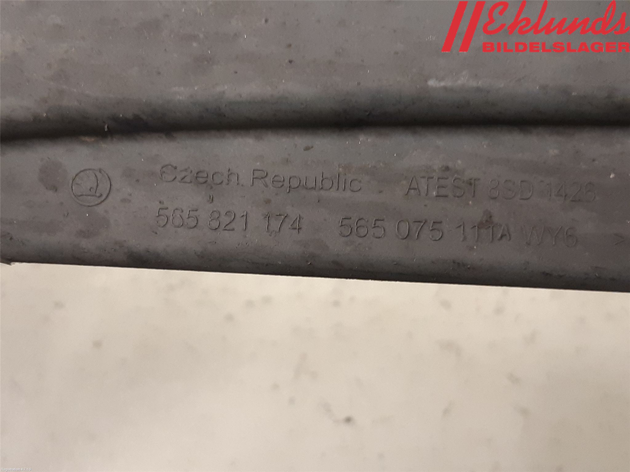 Skoda KODIAQ 17-24 Stänkskydd