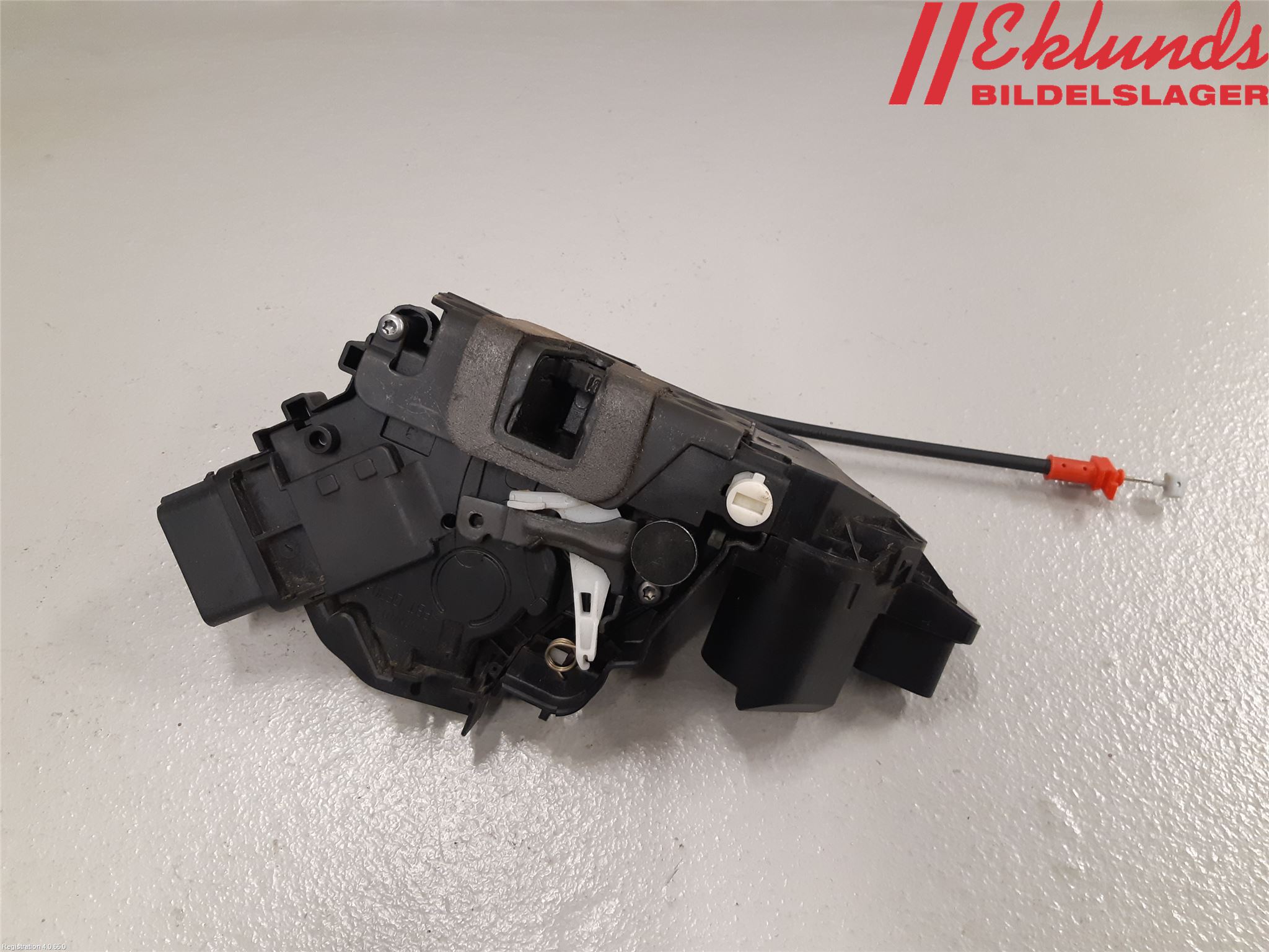 Ford MONDEO 07-15 Låskista-Dörrlås