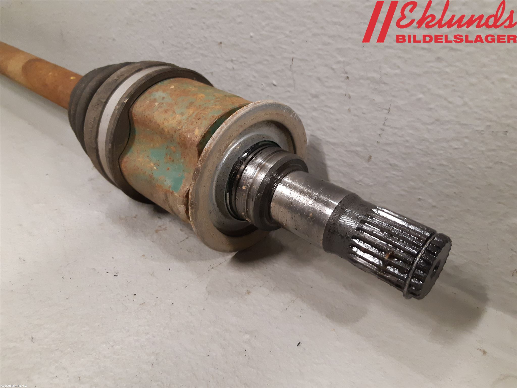 Mitsubishi OUTLANDER 13-21 Drivaxel Bak Höger