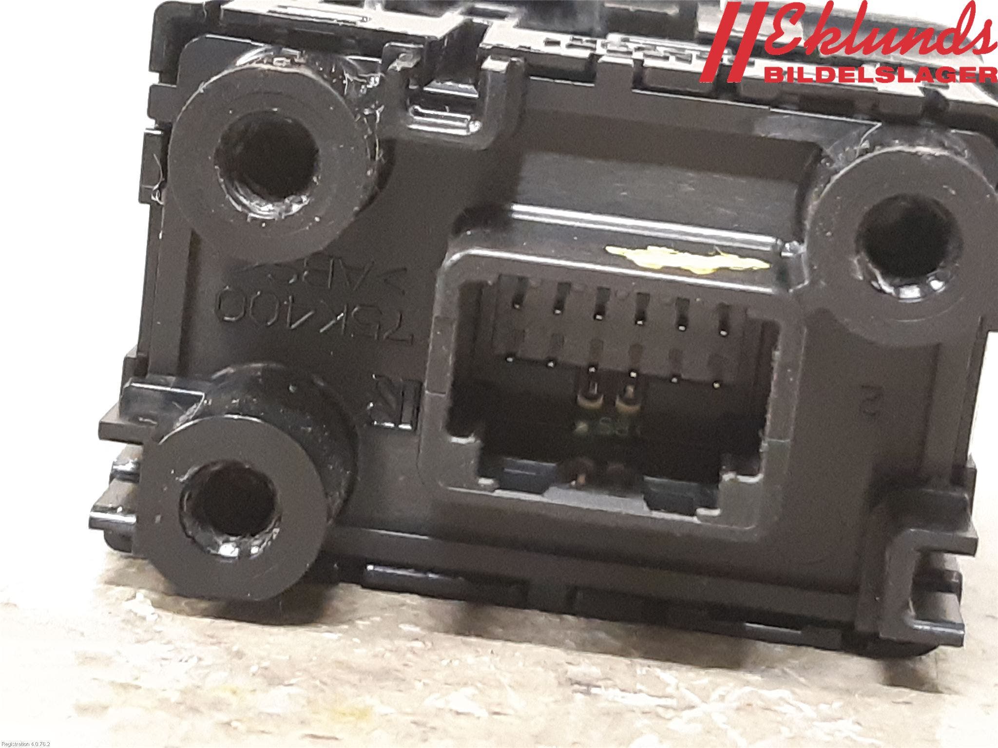 Mitsubishi OUTLANDER 13-21 Strömställare Parkeringsbroms