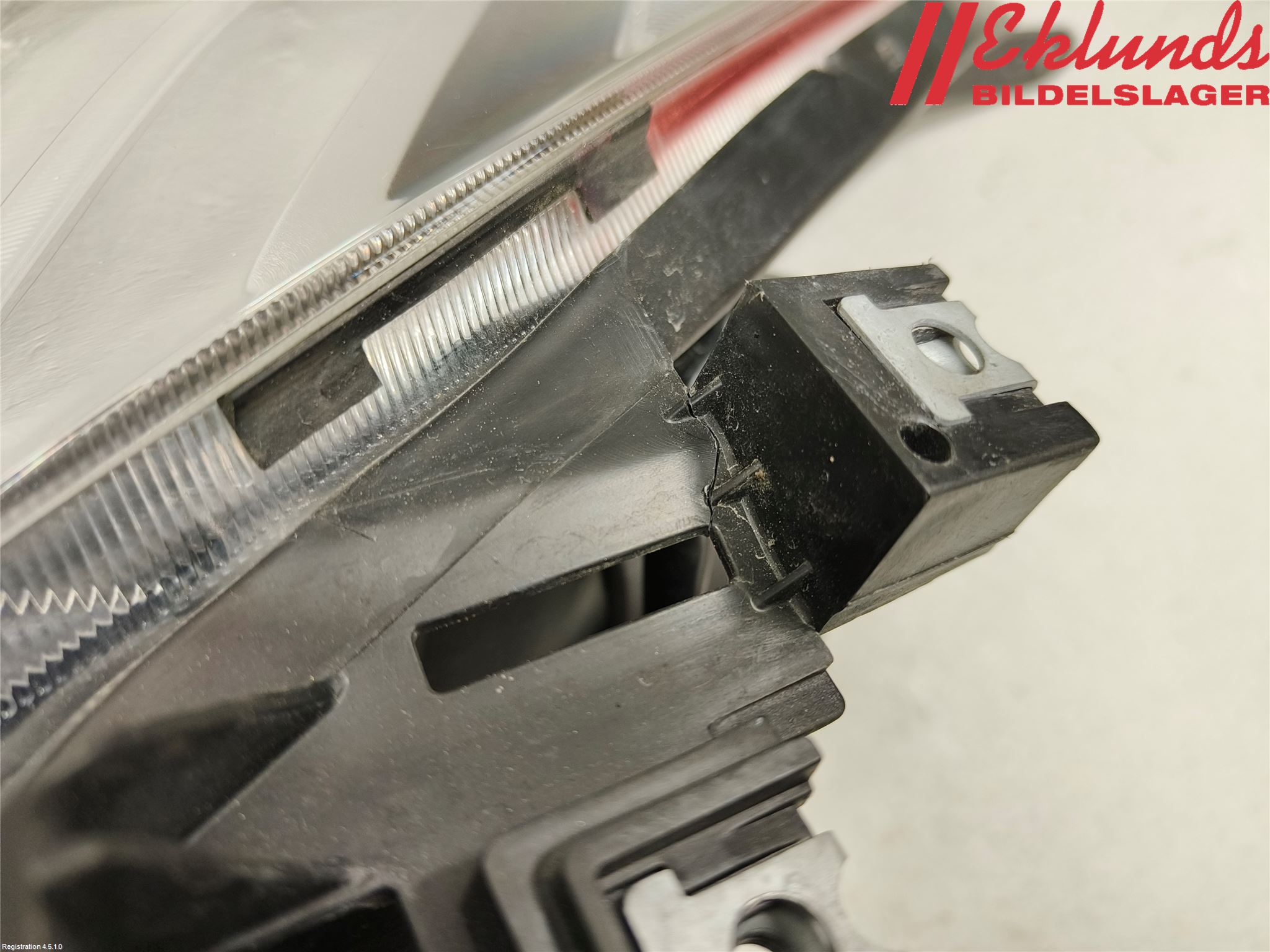 Subaru OUTBACK 15-20 Strålkastare Vänster