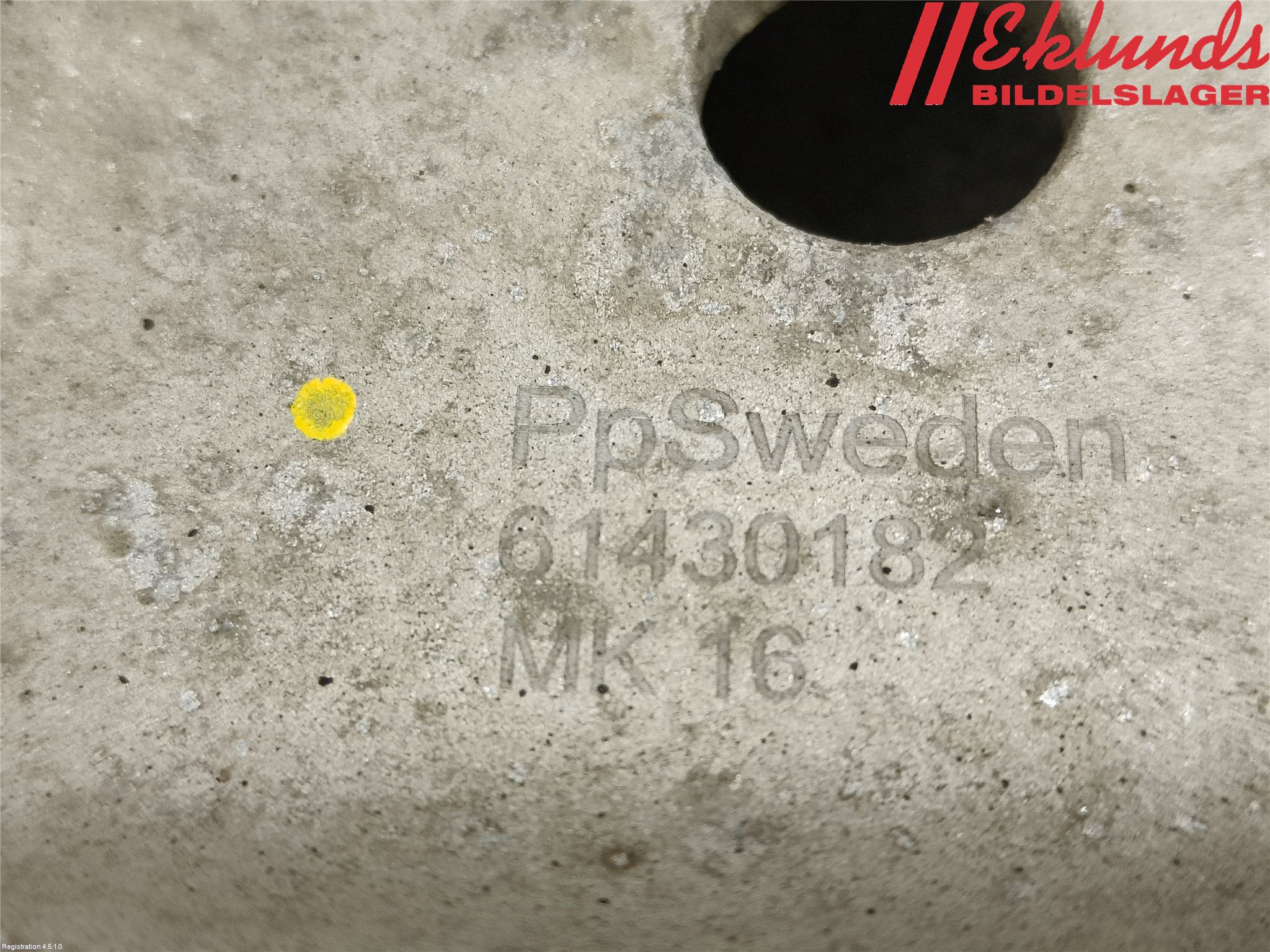 Volvo S60 01-04 Bärarm Fram Undre Hö