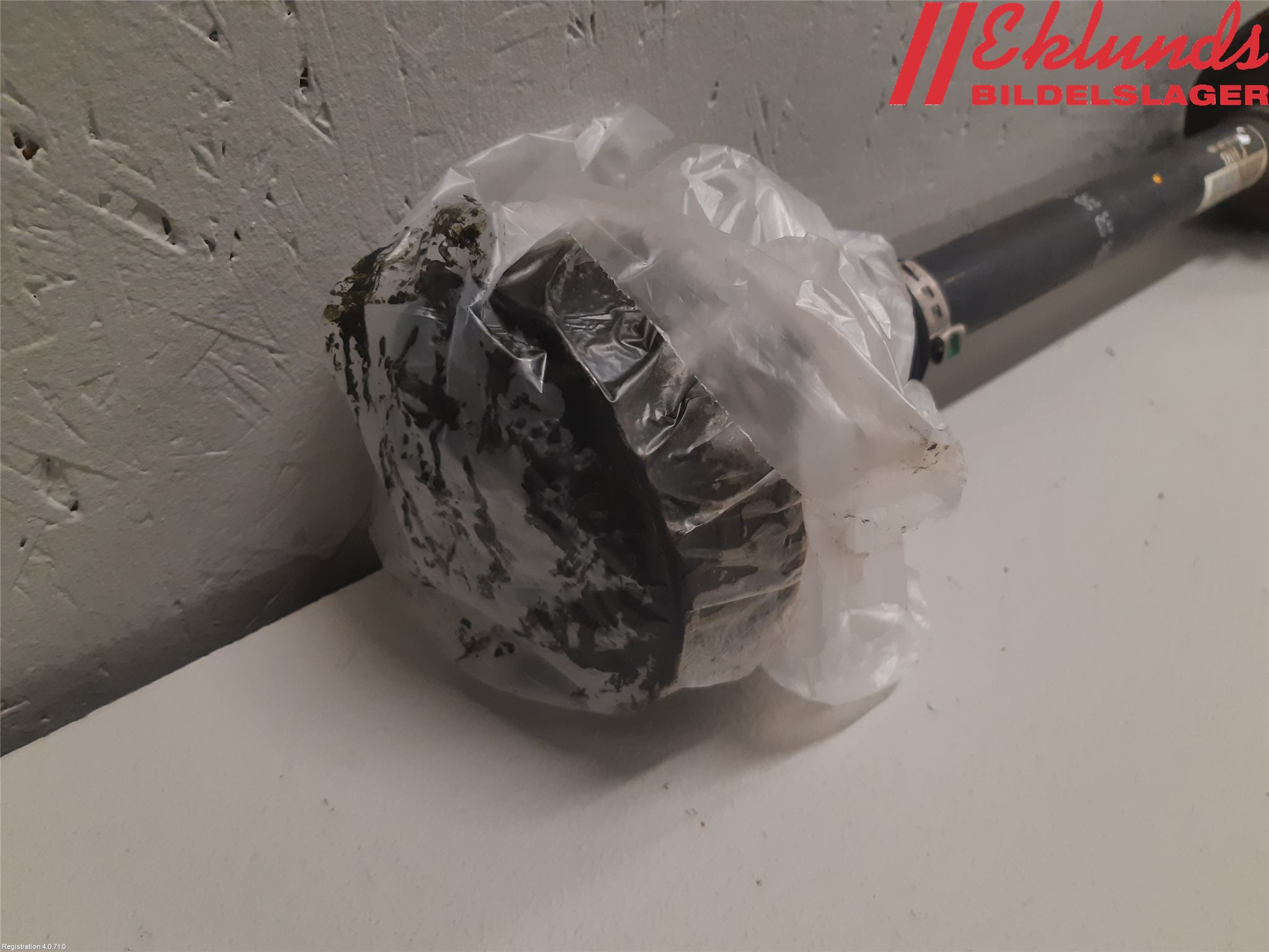 Volkswagen VW GOLF VI 09-13 Drivaxel Fram Vänster