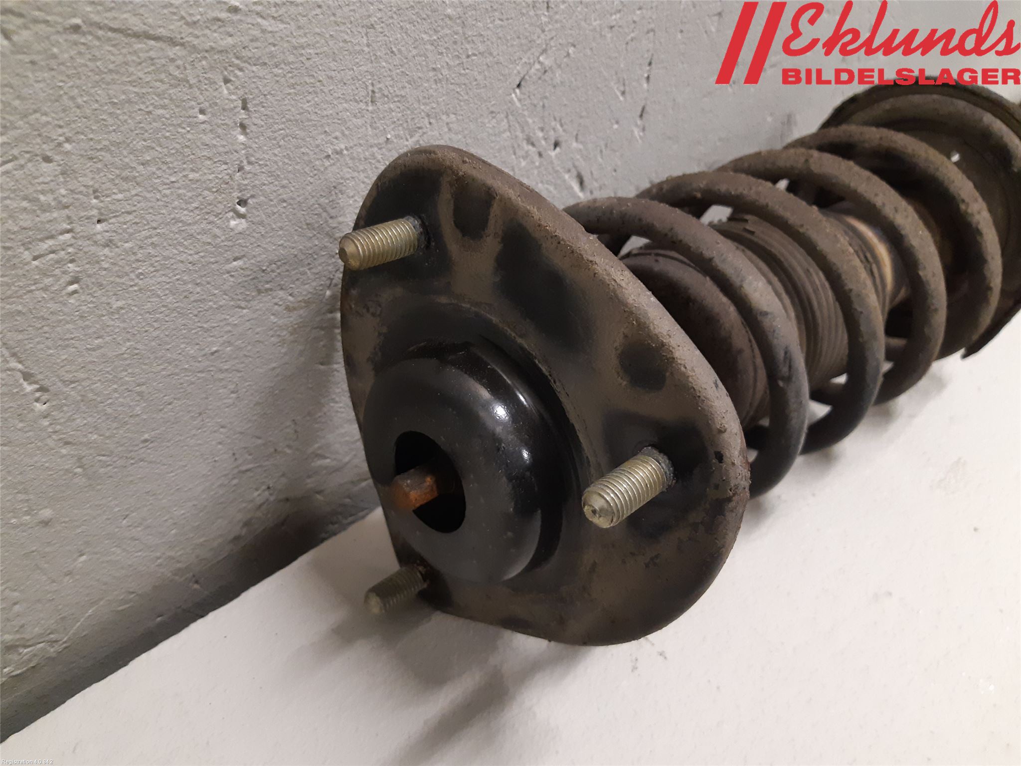 Mitsubishi COLT 09-13 Fjäderben Fram Höger