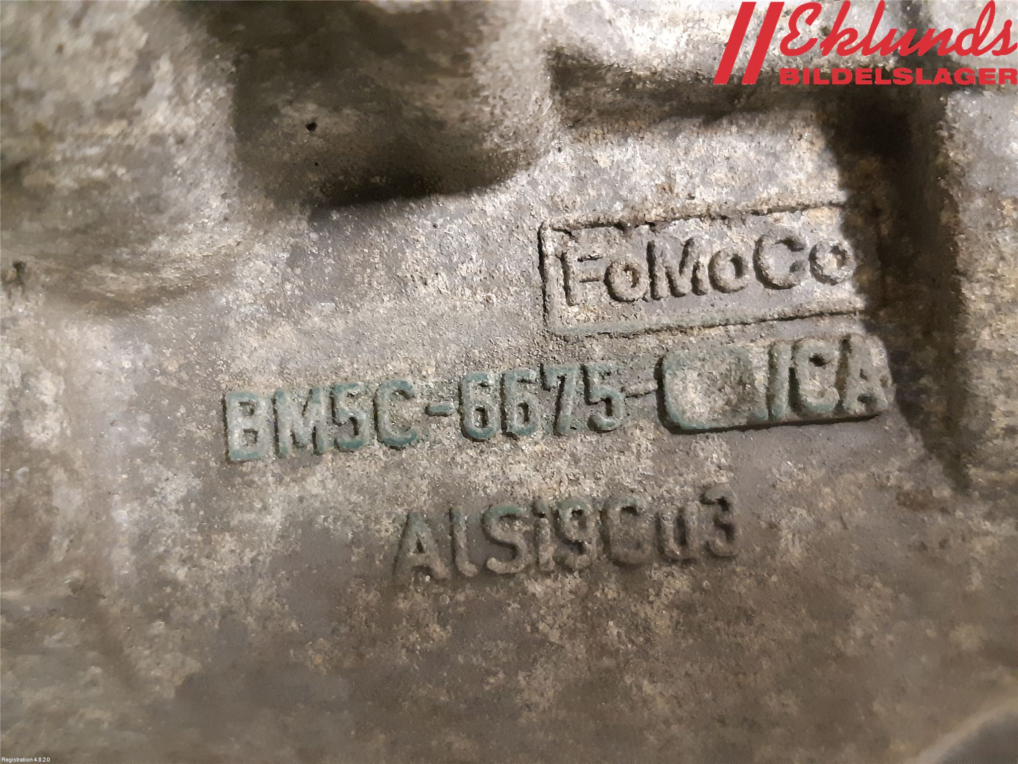 Volvo V70 08-13 Oljetråg