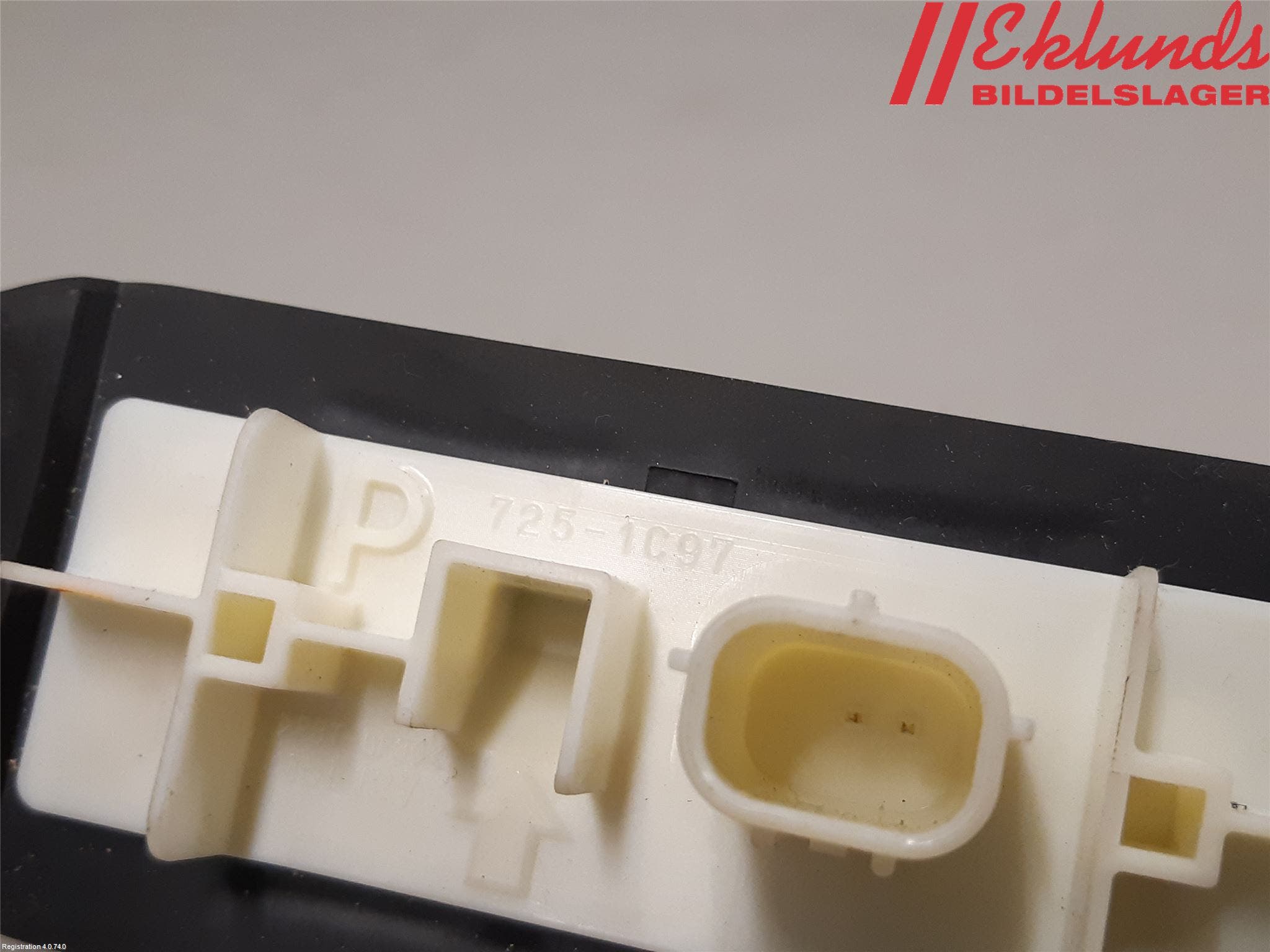 Toyota COROLLA 19- Bakluckehandtag