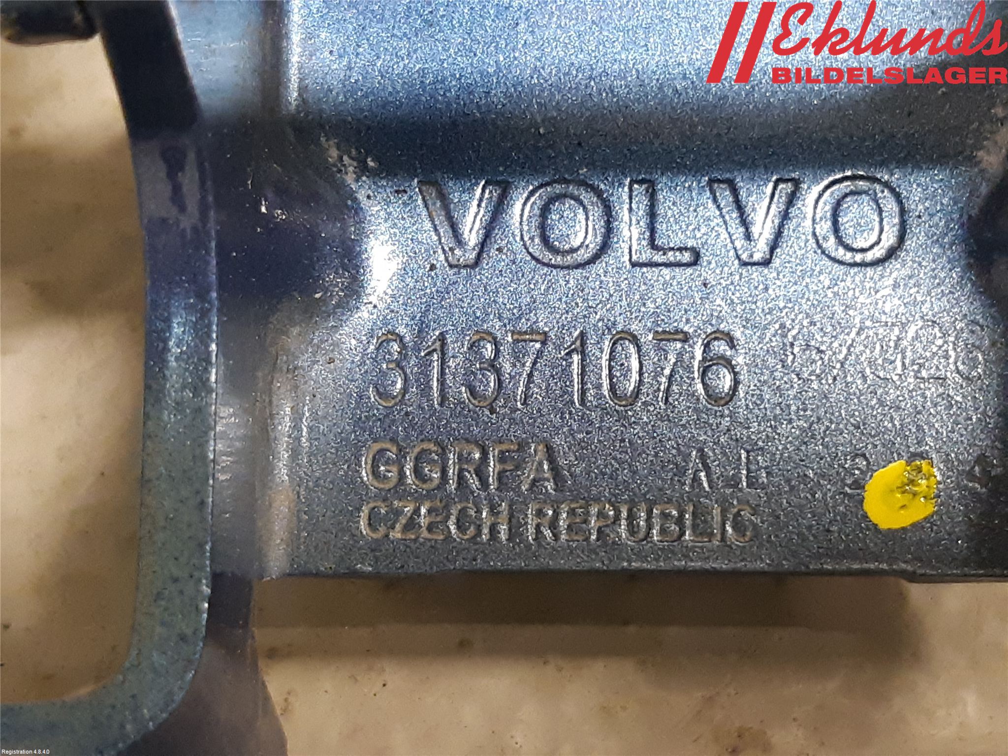 Volvo XC90/RECHARGE 16- Bakluckegångjärn Vä
