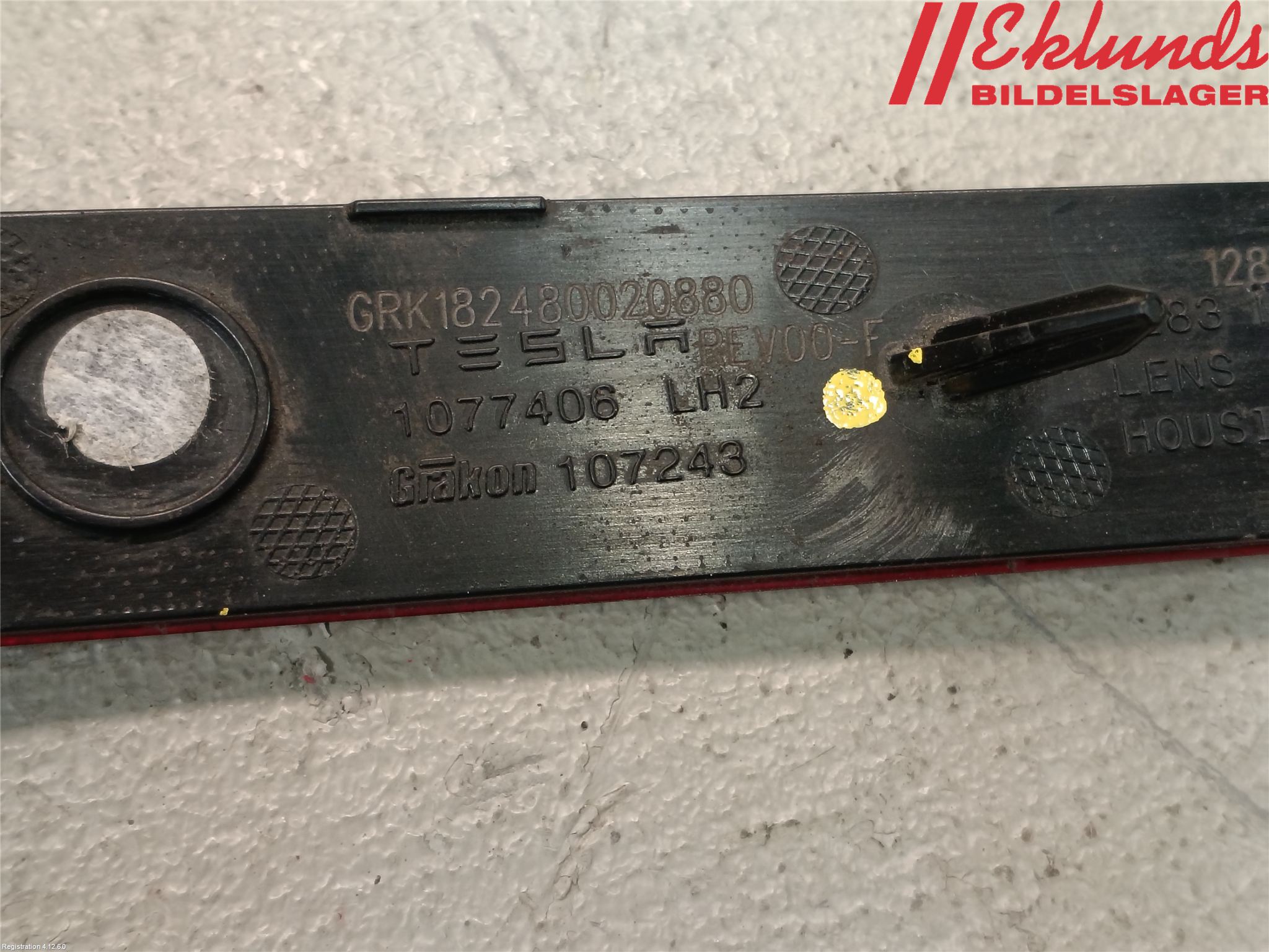 Tesla MODEL 3 17- Dimljus/Reflex Bak