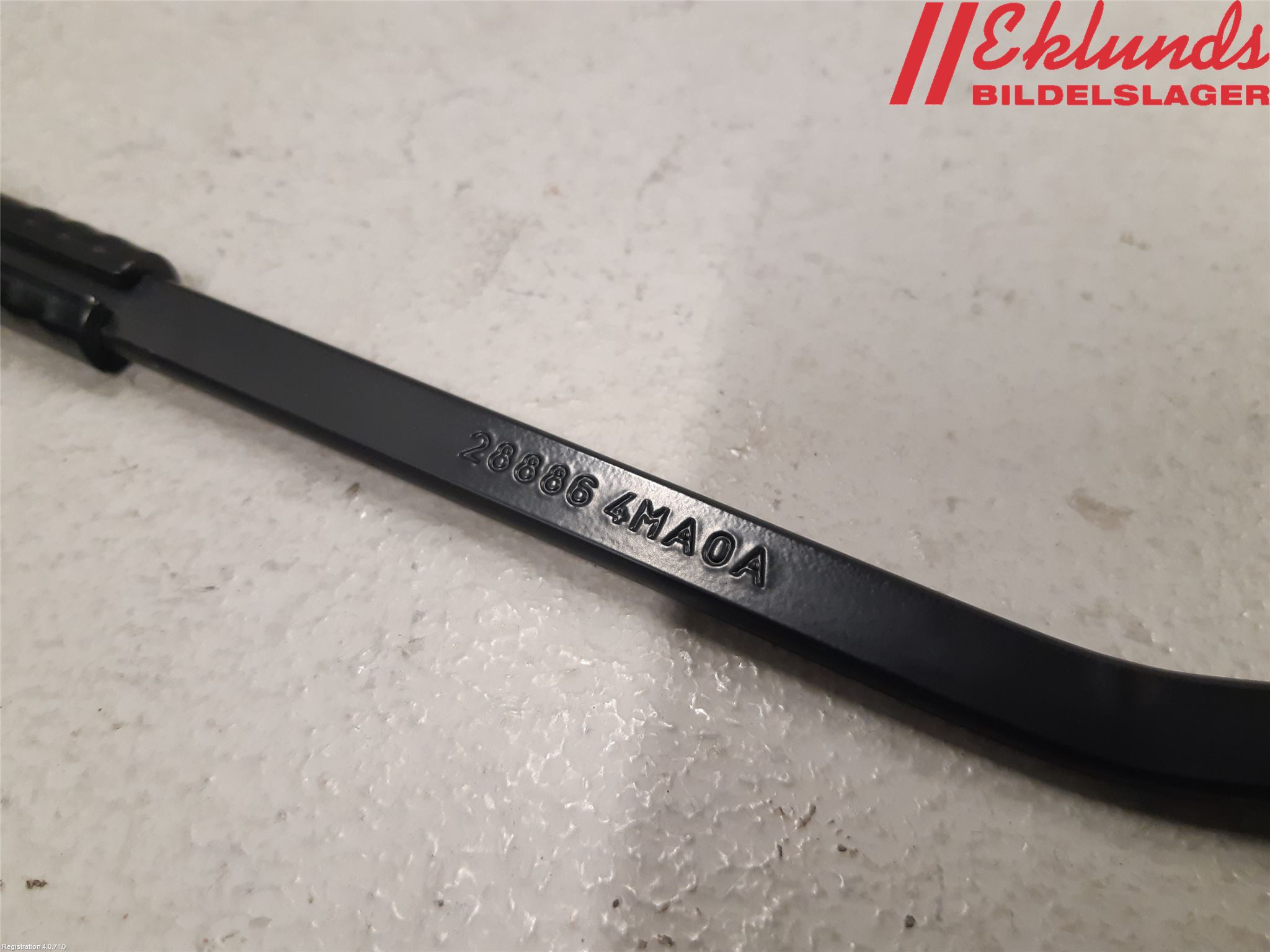 Nissan PULSAR Torkararm Armar Vindruta